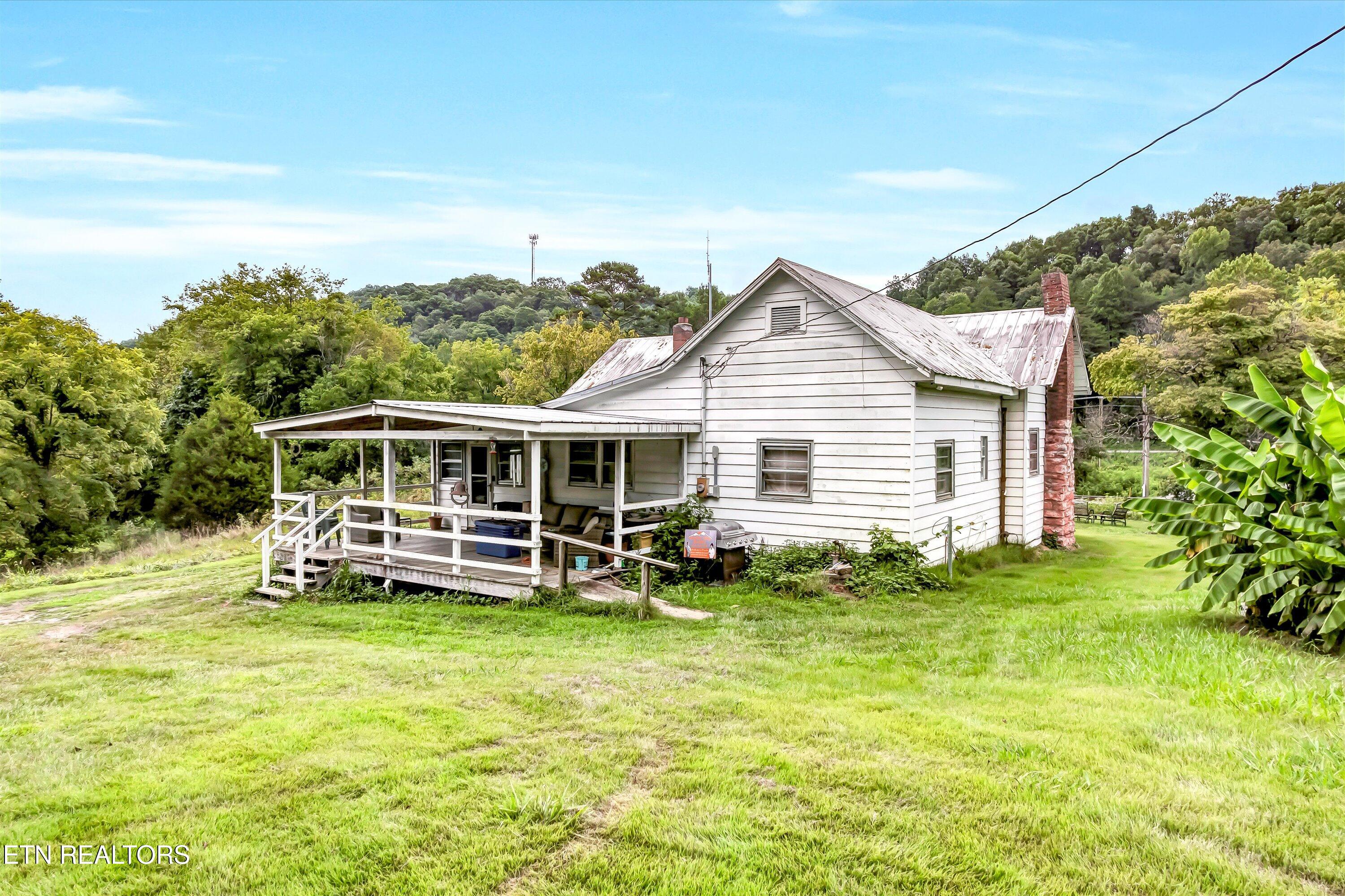 123 Sexton Lane Clinton TN 37716
