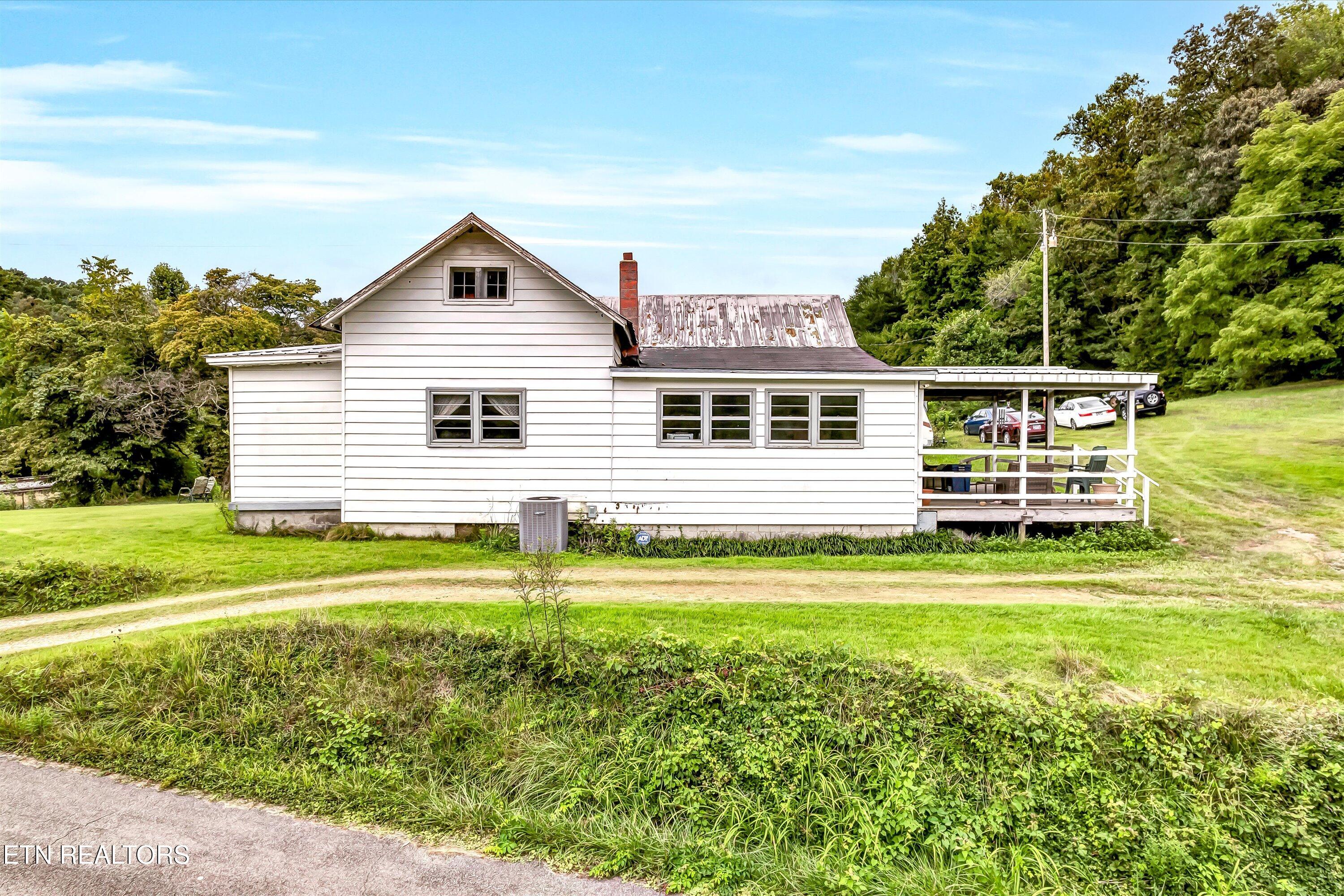 123 Sexton Lane Clinton TN 37716