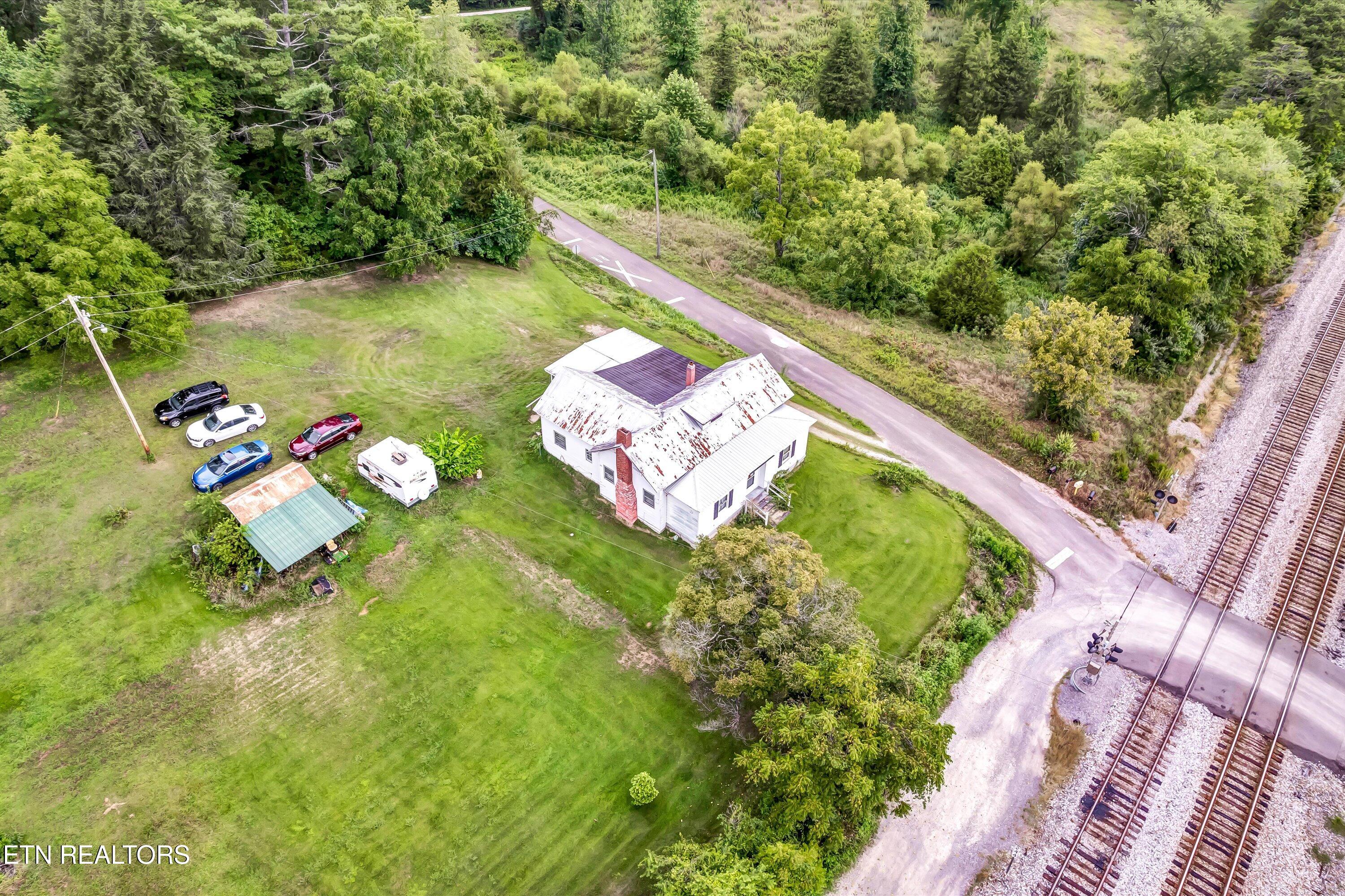 123 Sexton Lane Clinton TN 37716