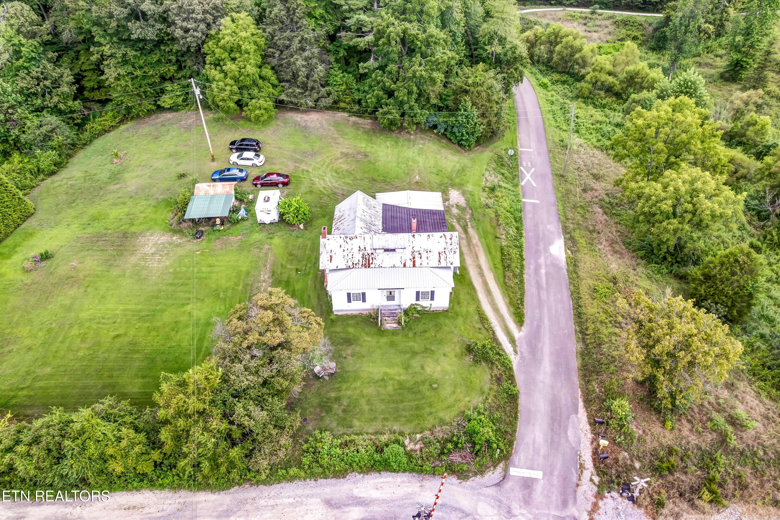 123 Sexton Lane Clinton TN 37716