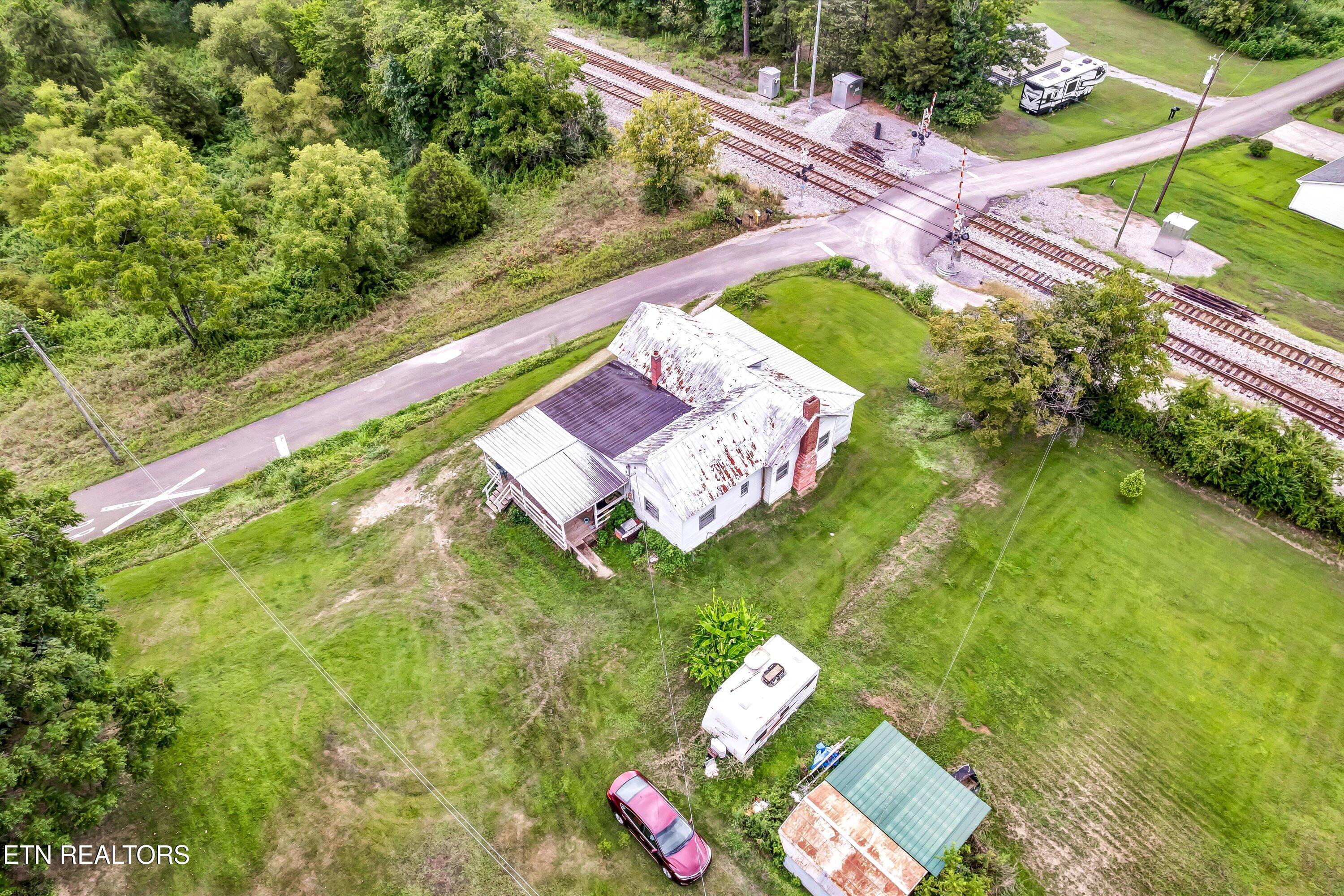 123 Sexton Lane Clinton TN 37716