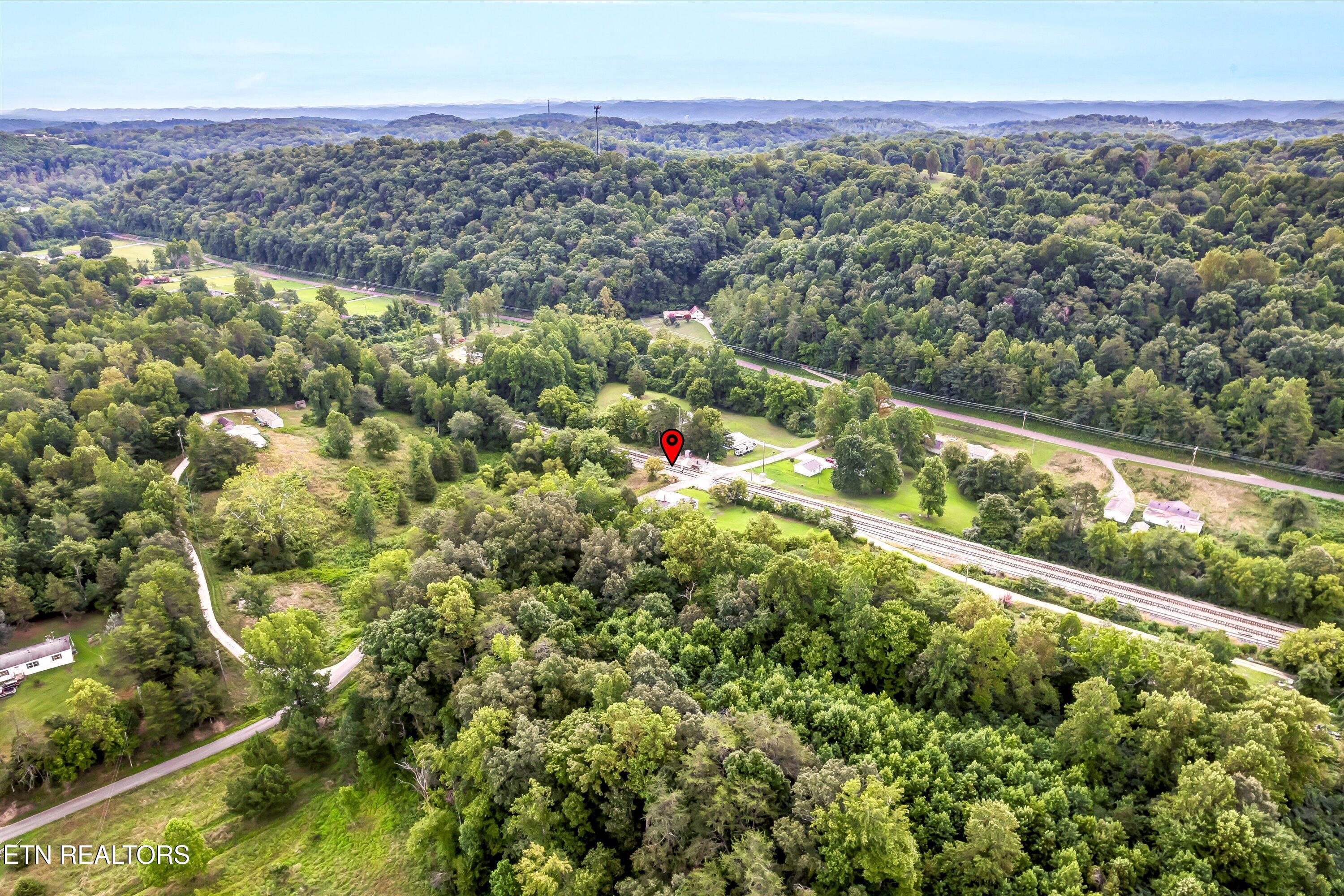 123 Sexton Lane Clinton TN 37716