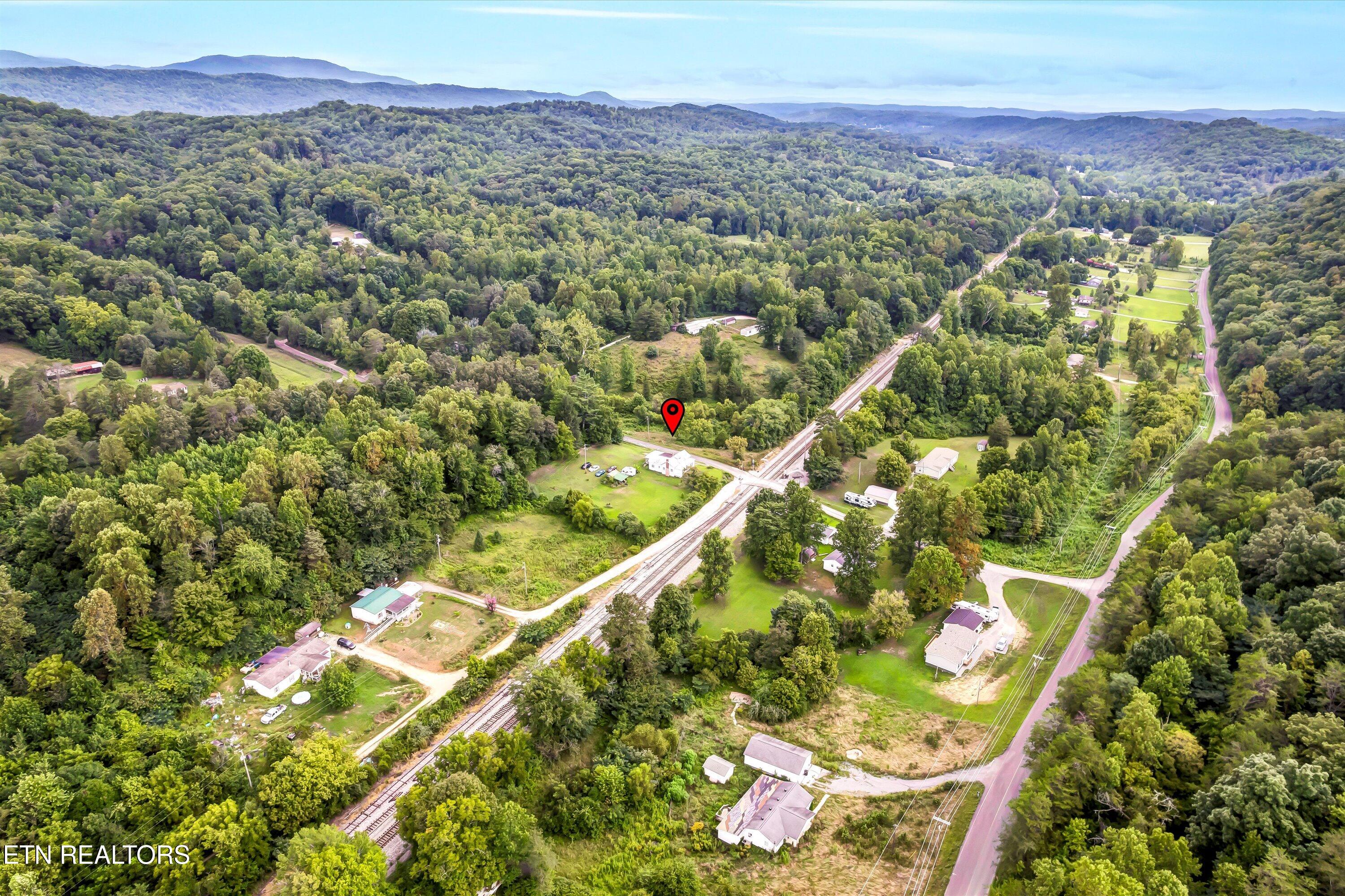 123 Sexton Lane Clinton TN 37716