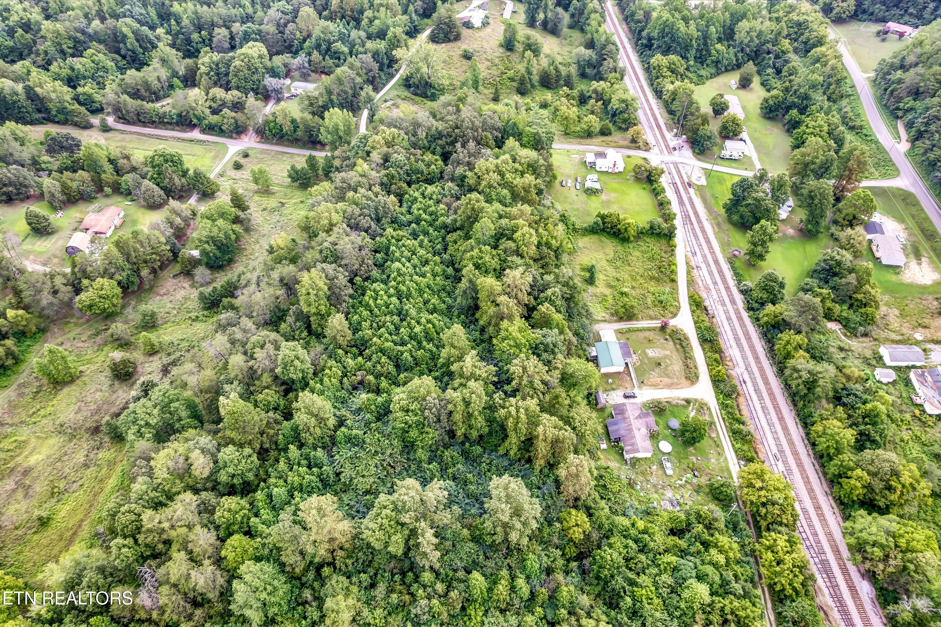 123 Sexton Lane Clinton TN 37716