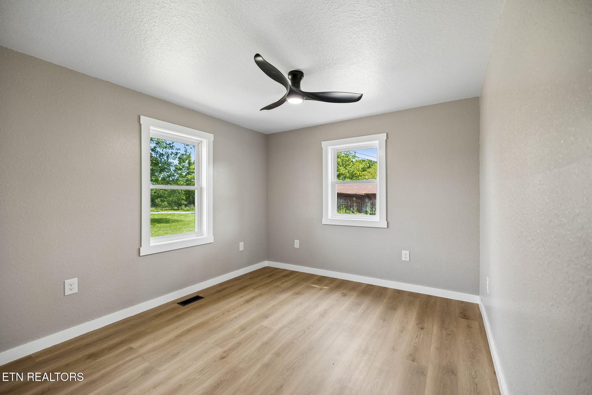 1509 Ted Davis Road Crossville TN 38572