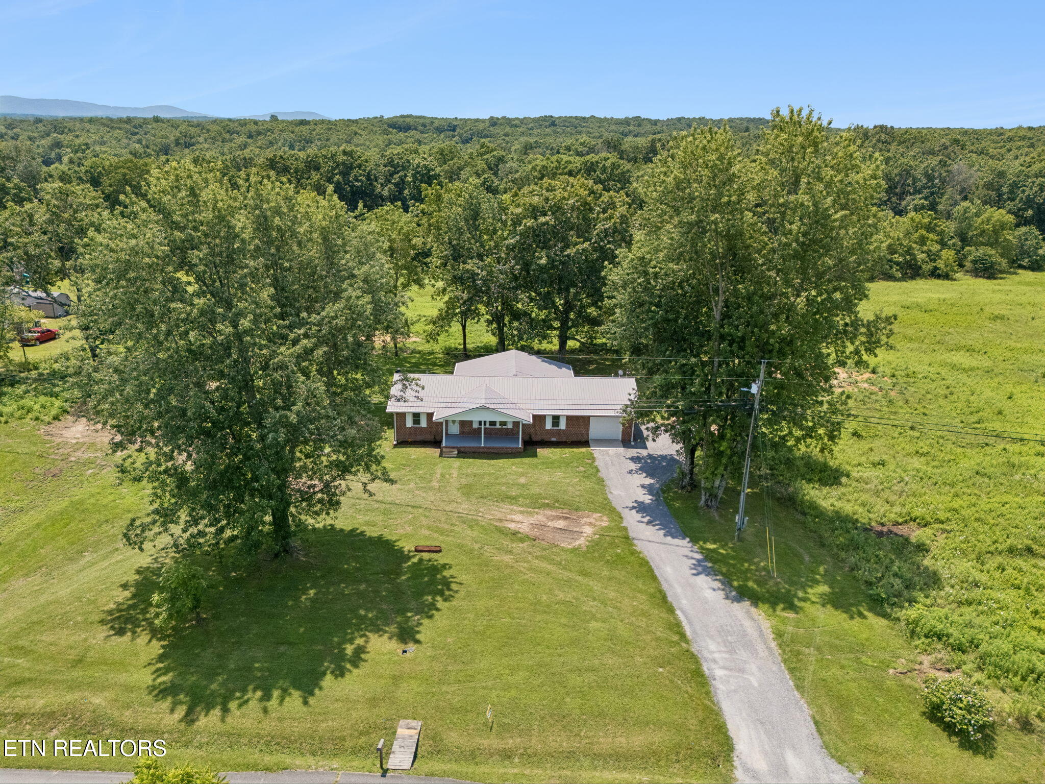 1509 Ted Davis Road Crossville TN 38572