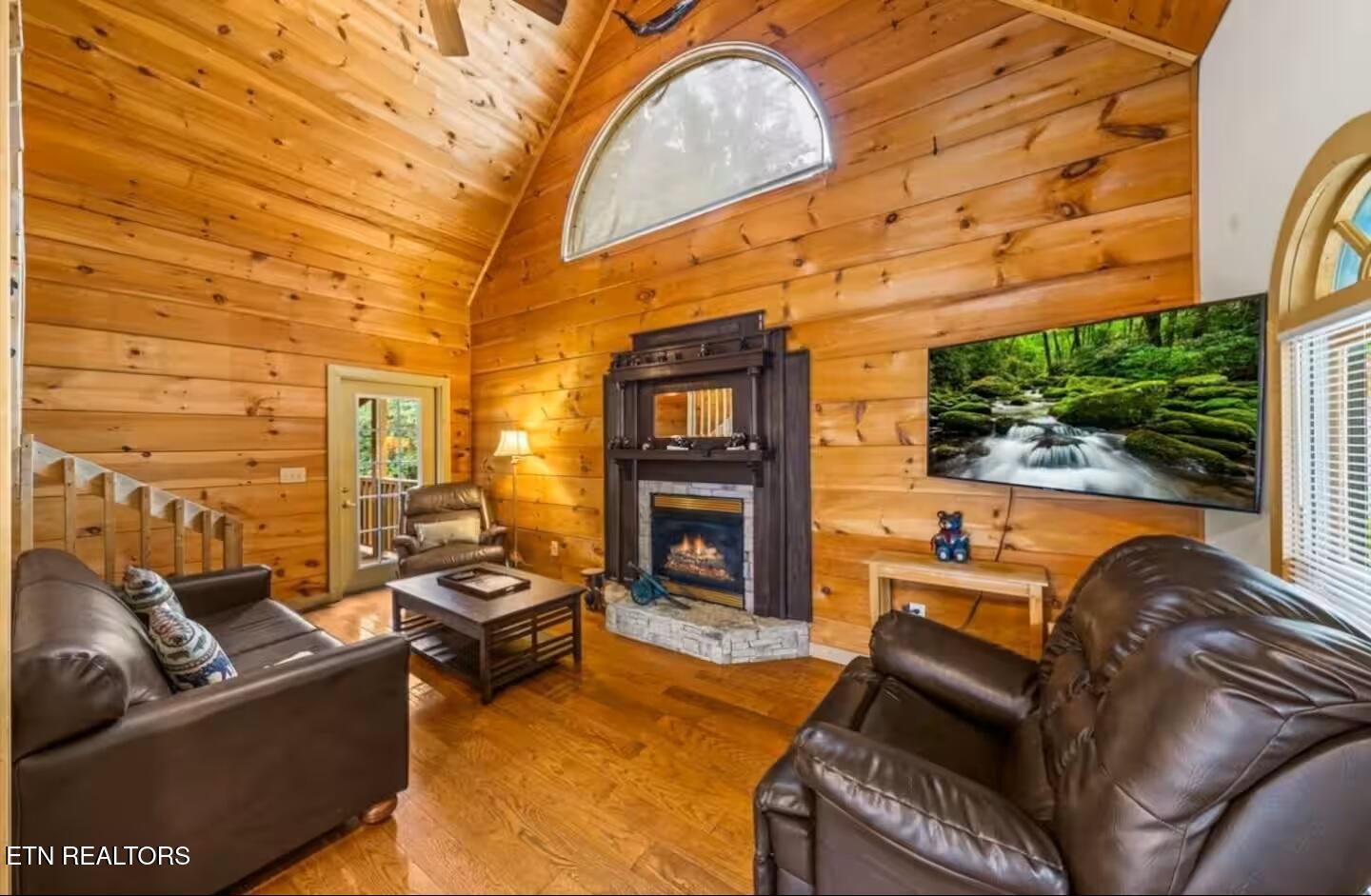 517 Hideaway Ridge Circle Sevierville TN 37862