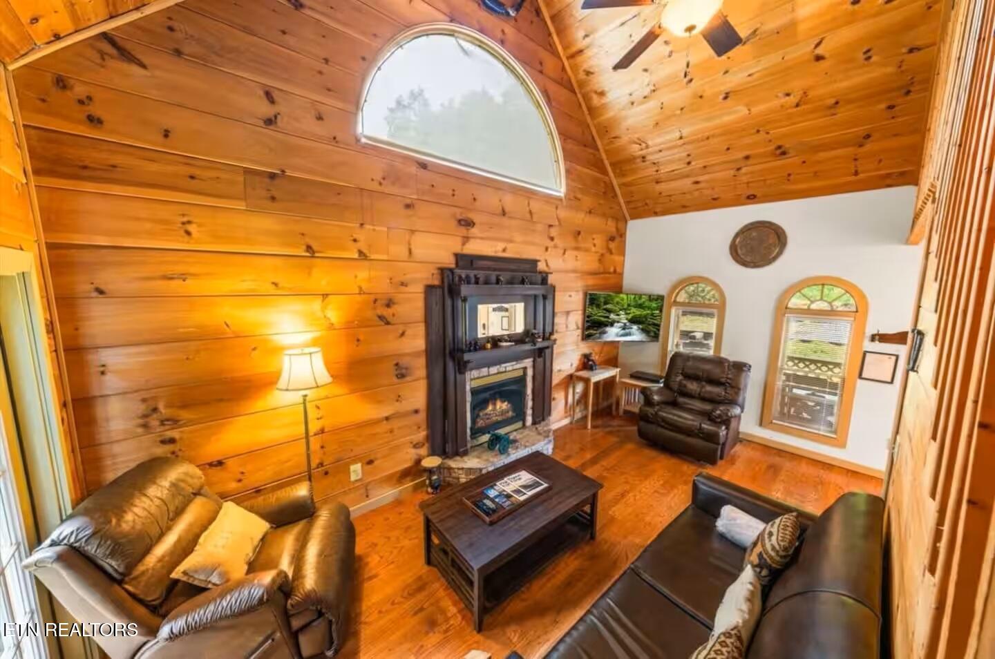517 Hideaway Ridge Circle Sevierville TN 37862