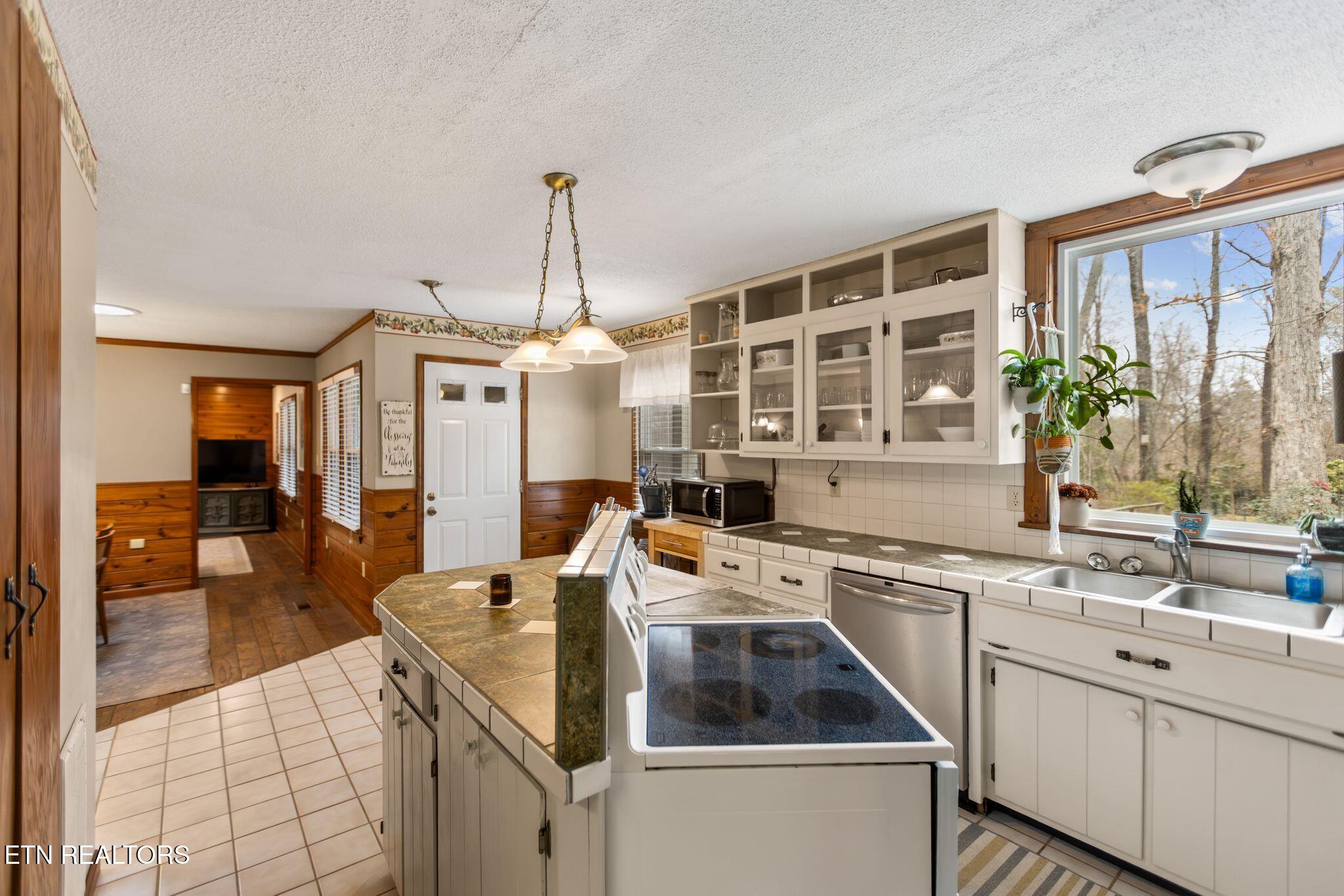 3218 Rocky Waters Drive Louisville TN 37777
