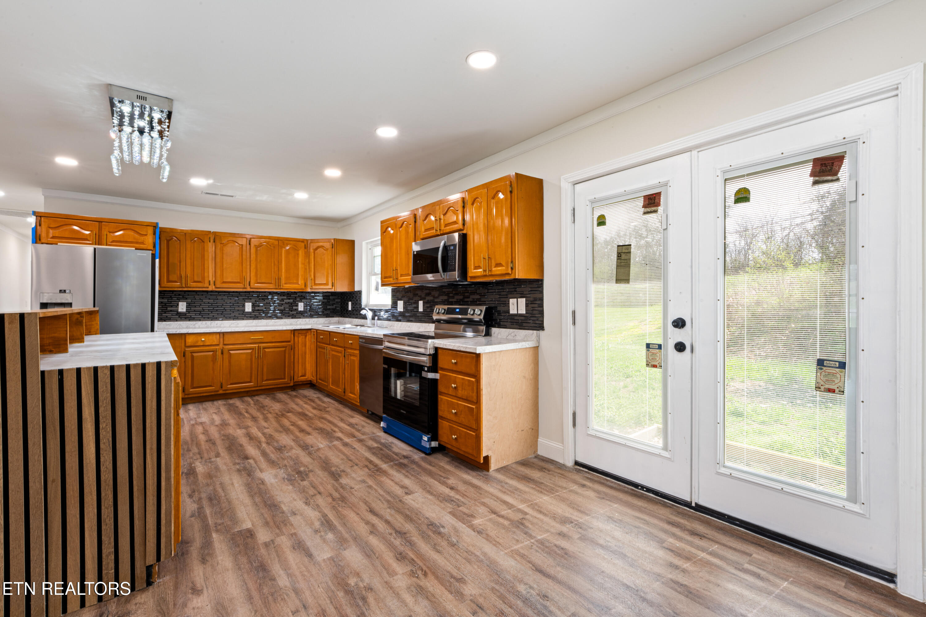 1025 Scarlet Road Newport TN 37821