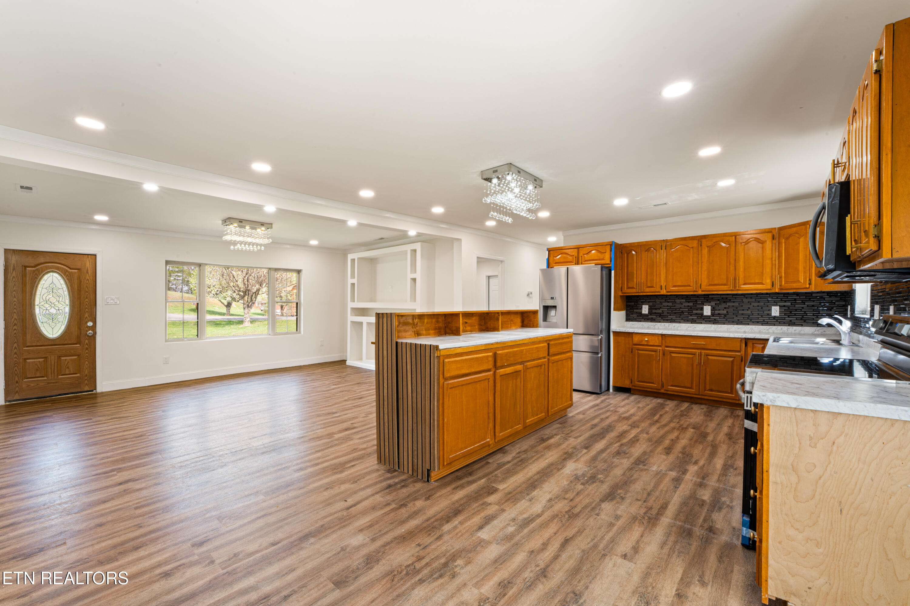 1025 Scarlet Road Newport TN 37821