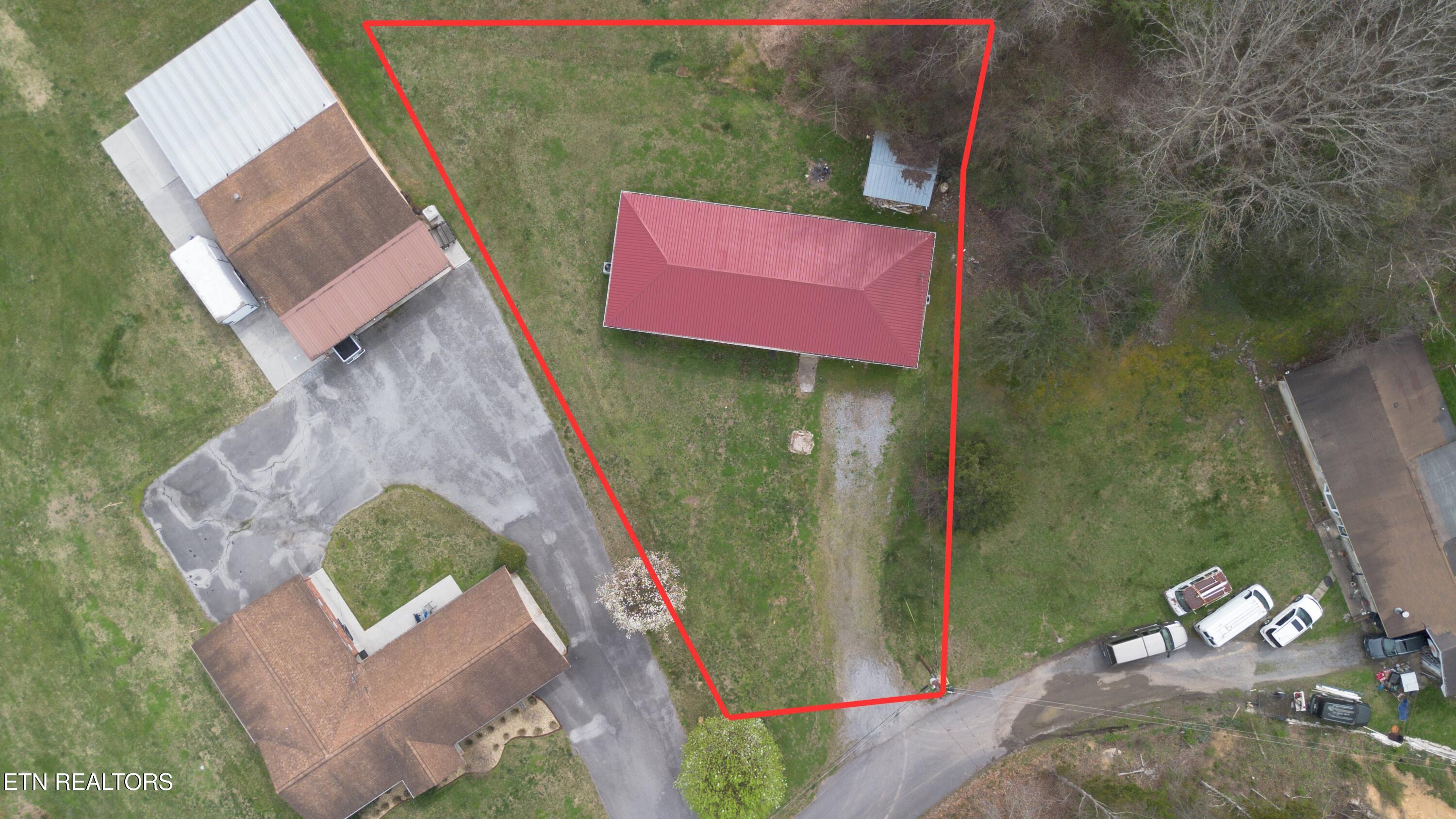 1025 Scarlet Road Newport TN 37821