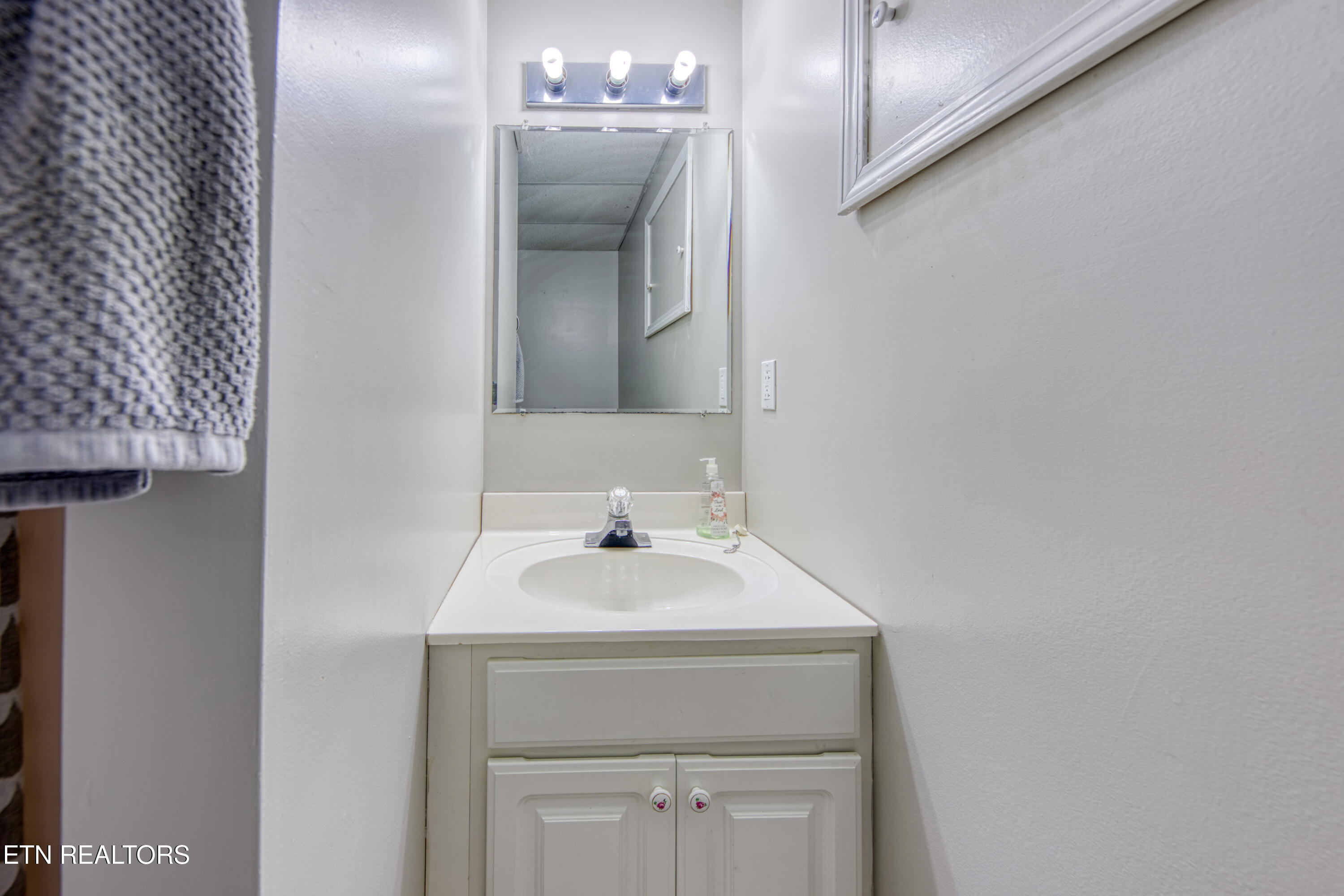429 Woodgate Drive Maryville TN 37804