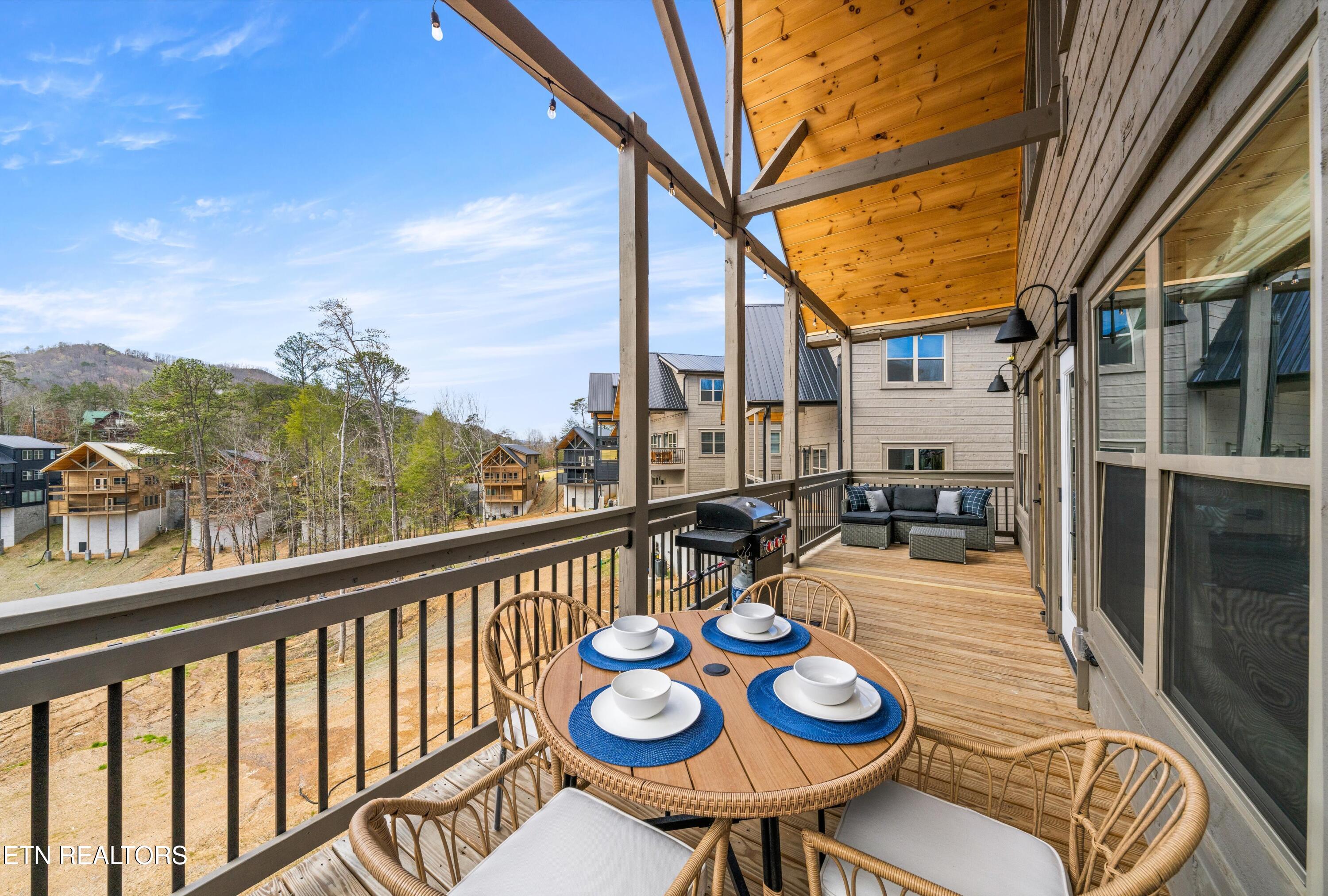 2876 Sequoia Road Pigeon Forge TN 37863
