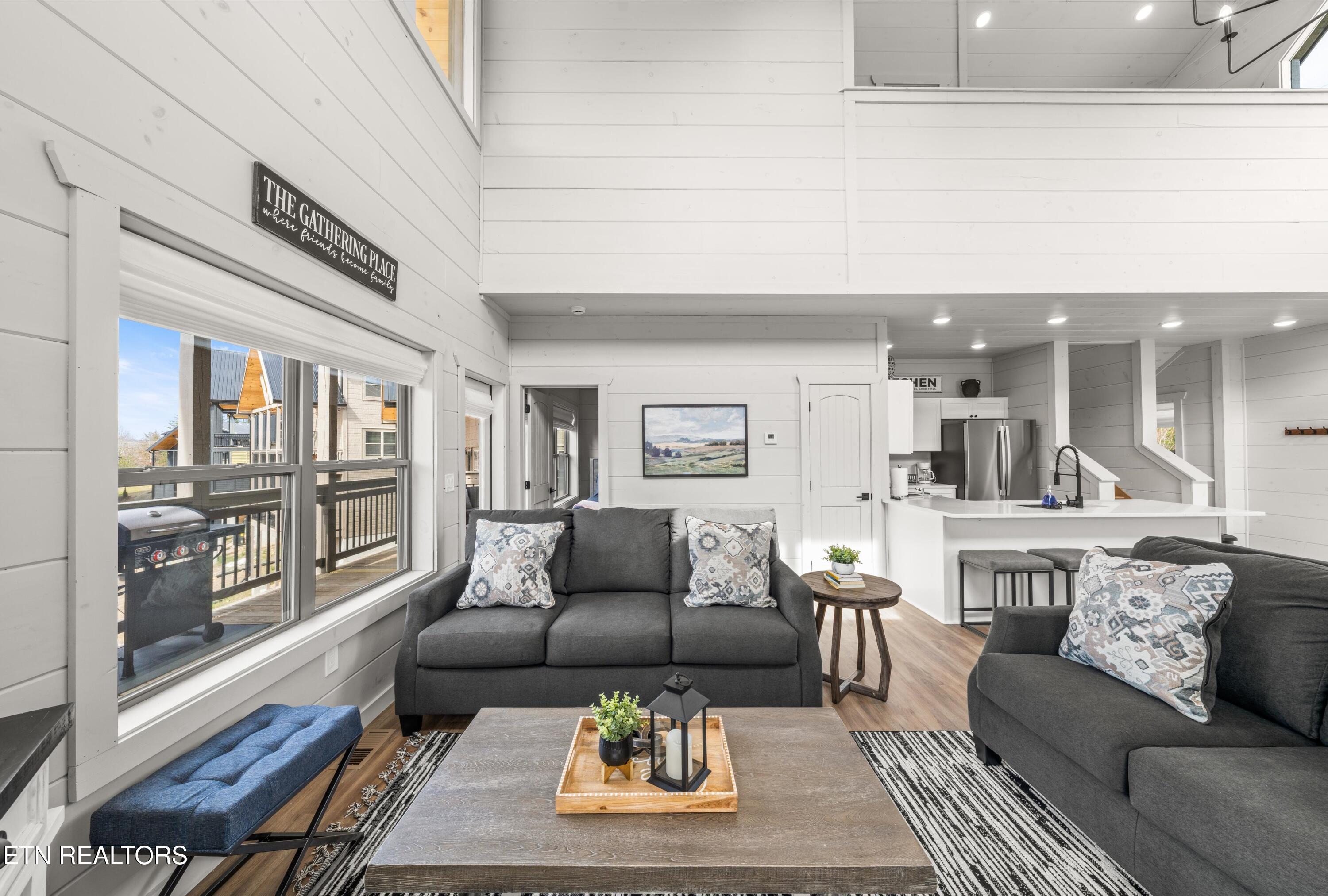 2876 Sequoia Road Pigeon Forge TN 37863