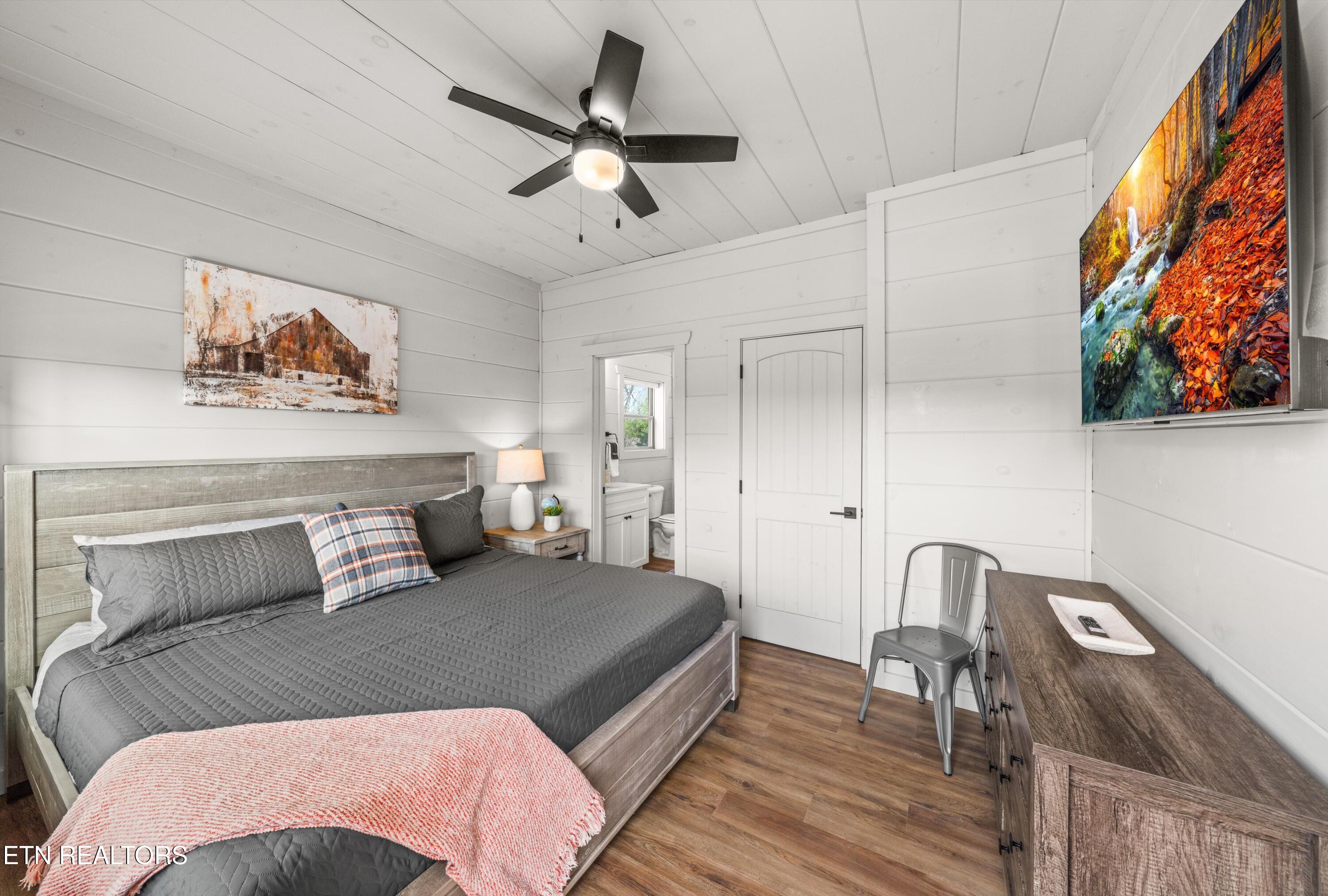 2876 Sequoia Road Pigeon Forge TN 37863