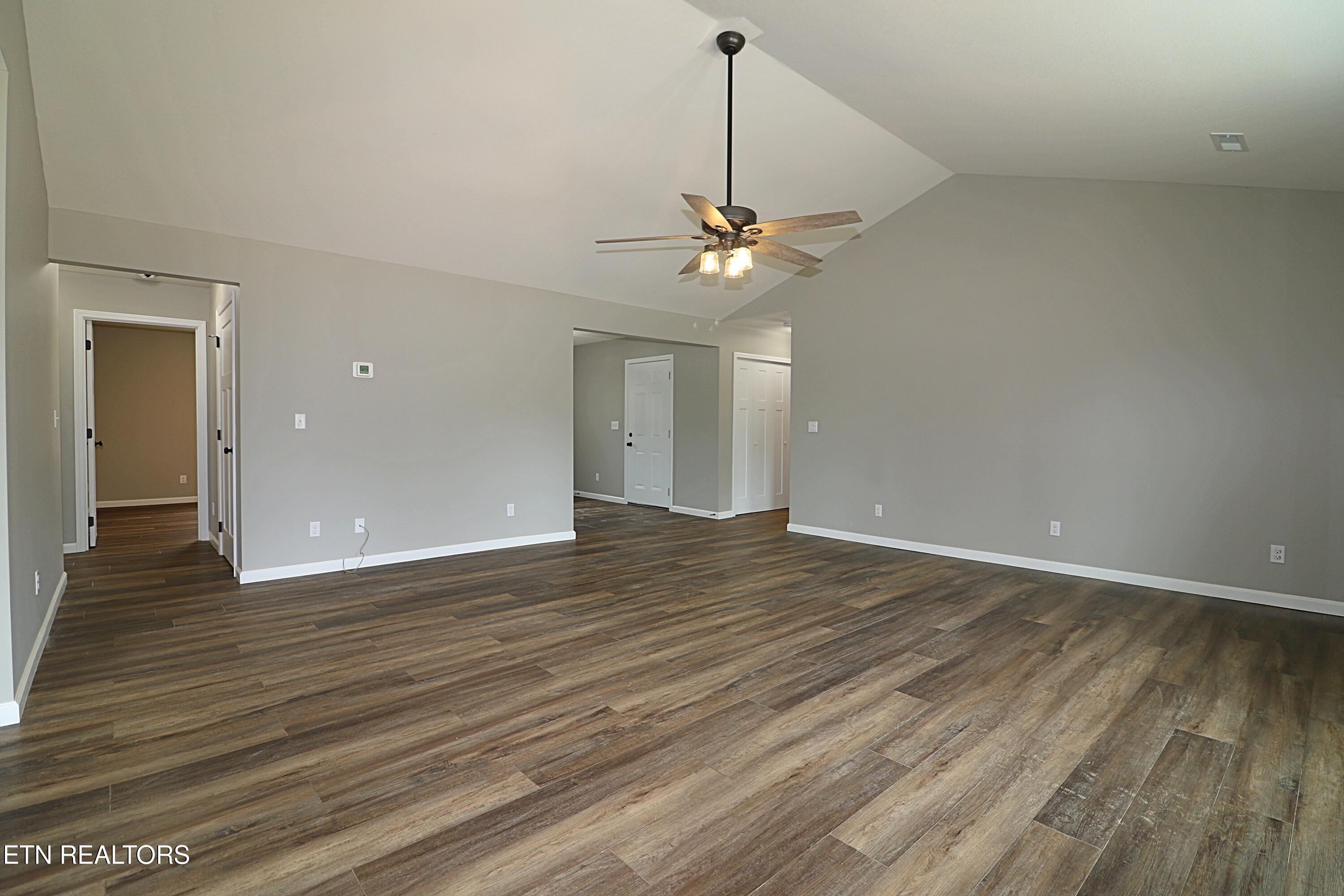 607 Taylon Lane Oneida TN 37841