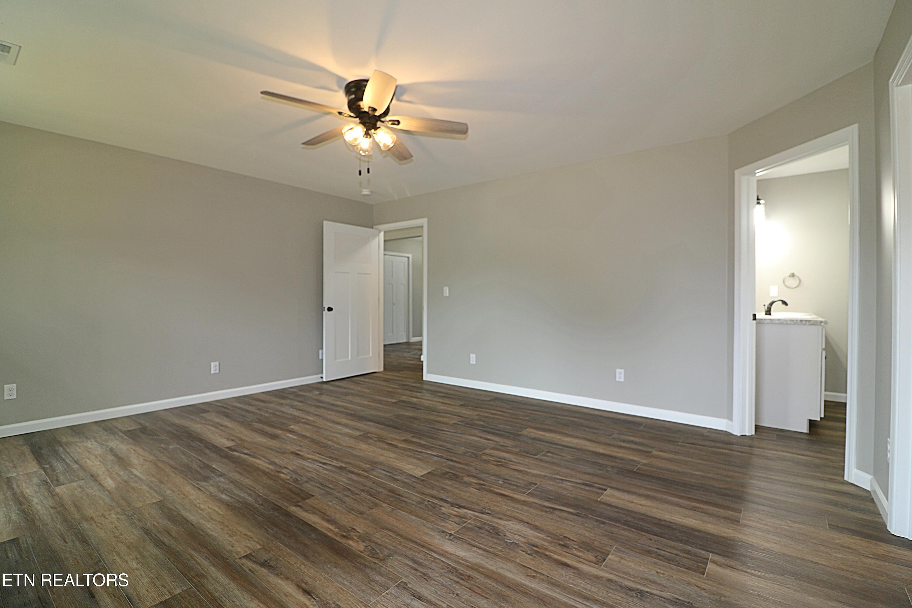 607 Taylon Lane Oneida TN 37841