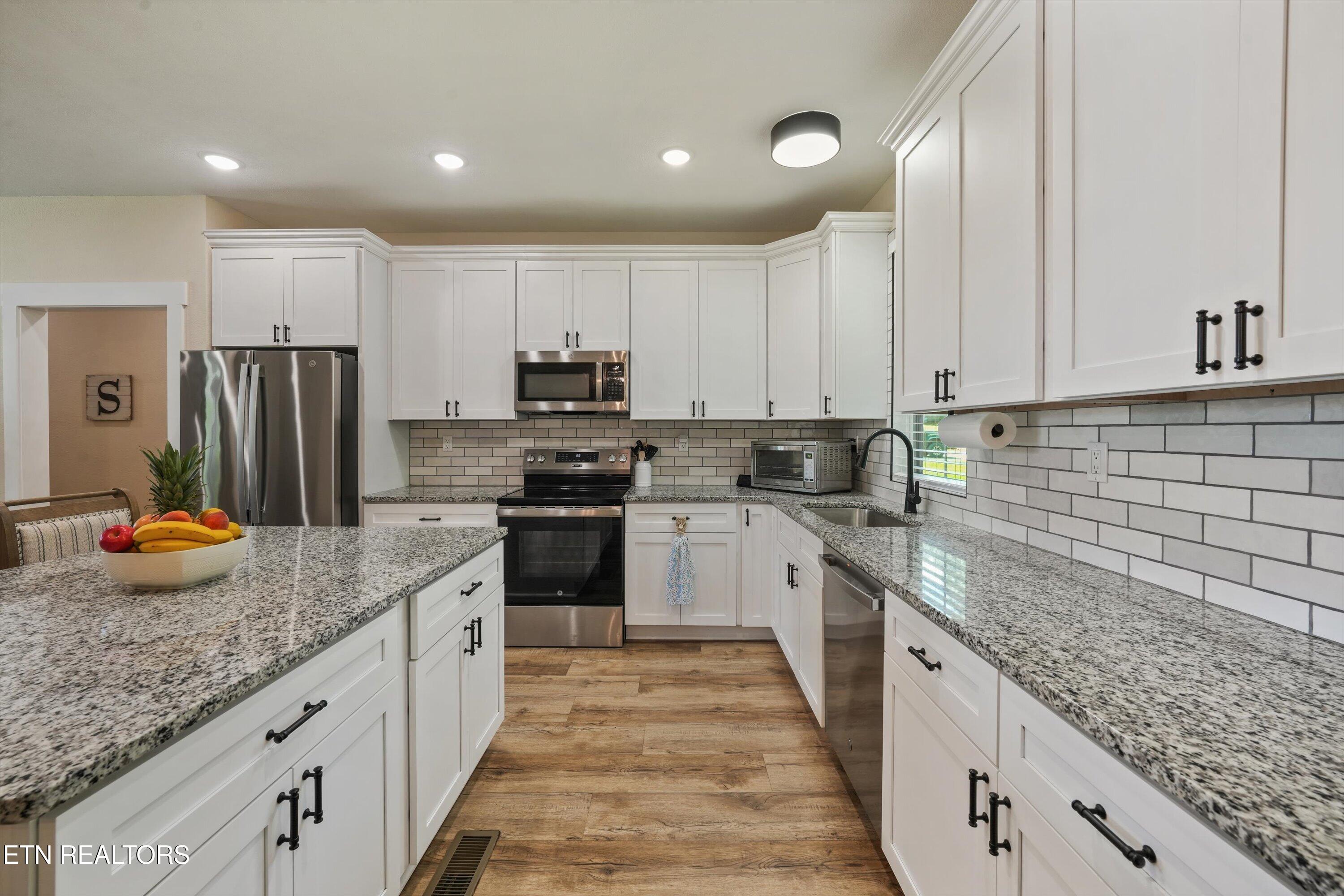 738 Toomey Falls Road Oneida TN 37841