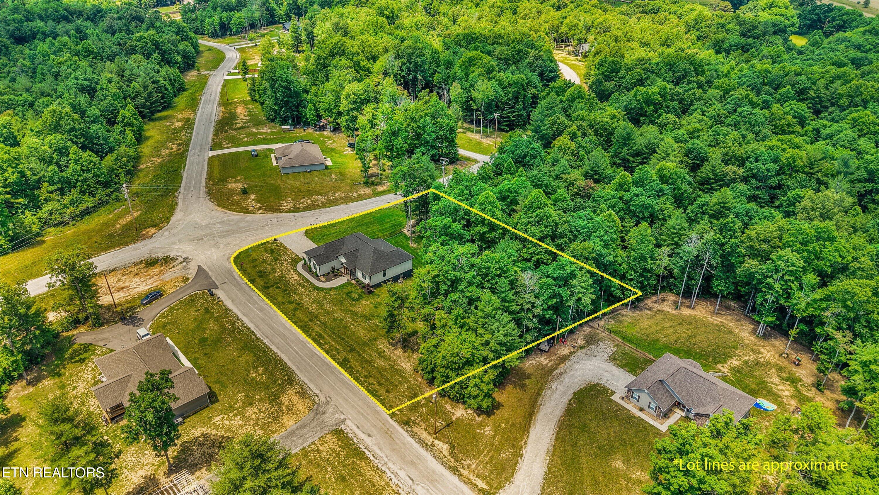 738 Toomey Falls Road Oneida TN 37841