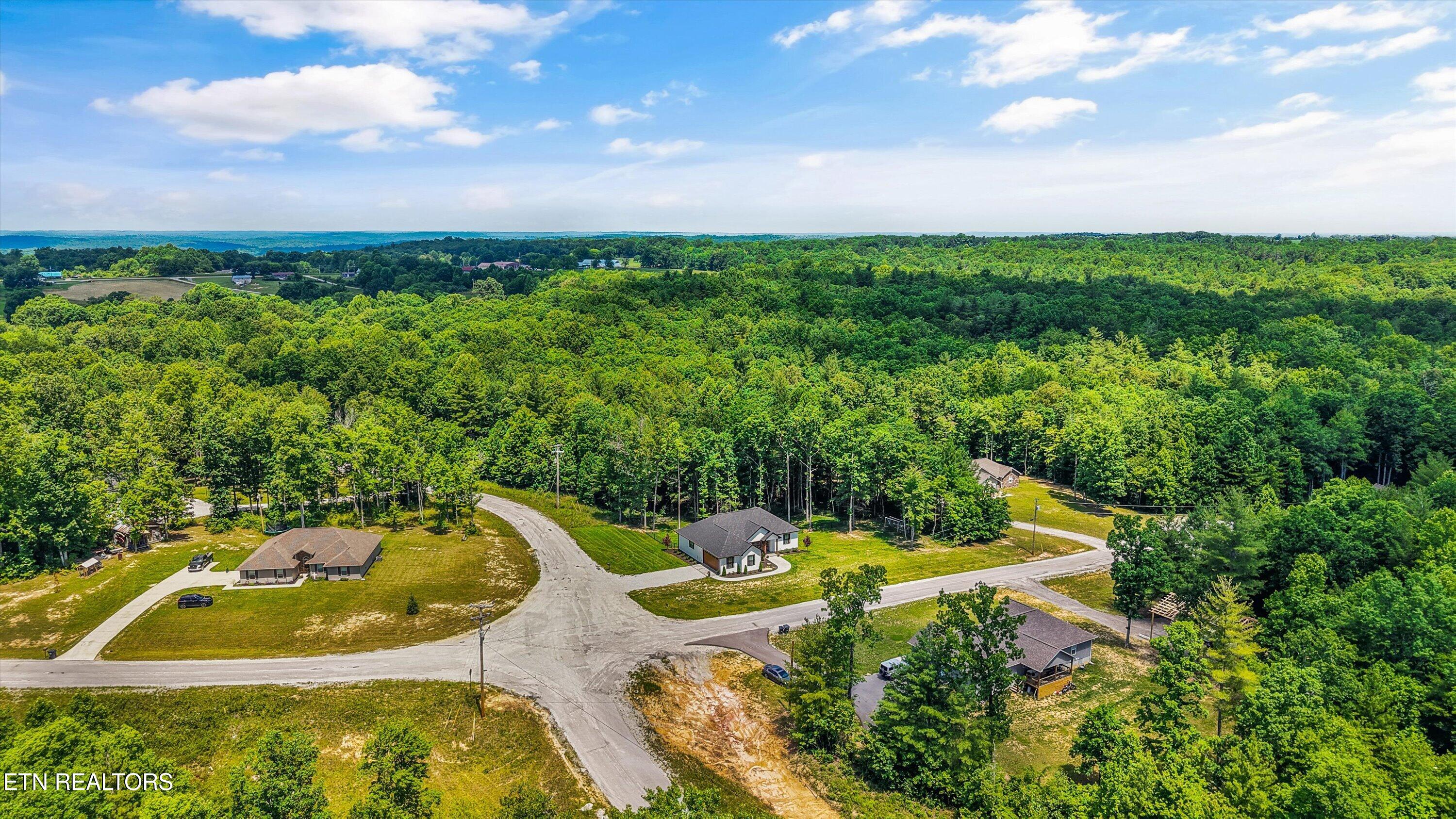 738 Toomey Falls Road Oneida TN 37841