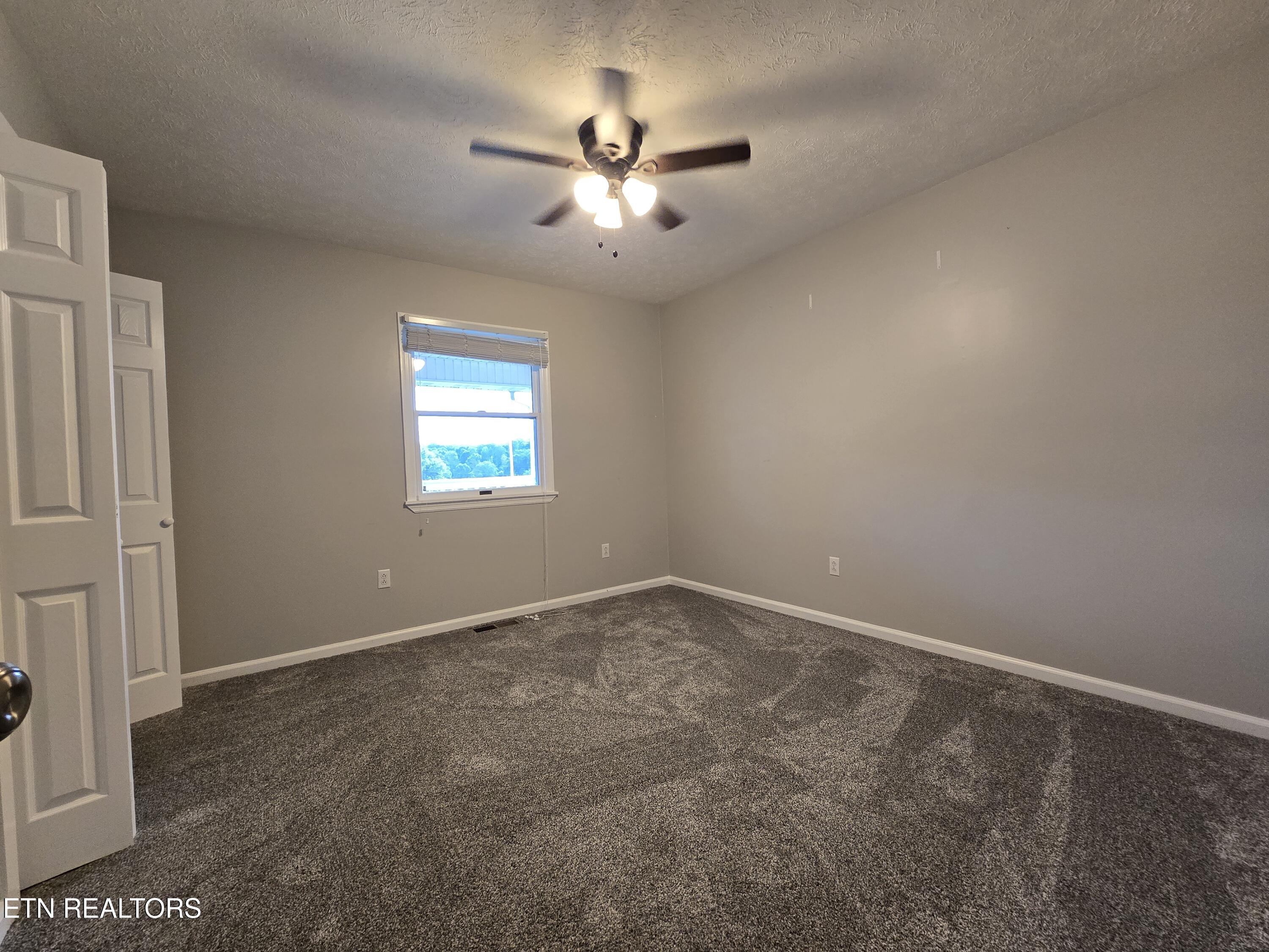 604 Lawrence Street New Tazewell TN 37825