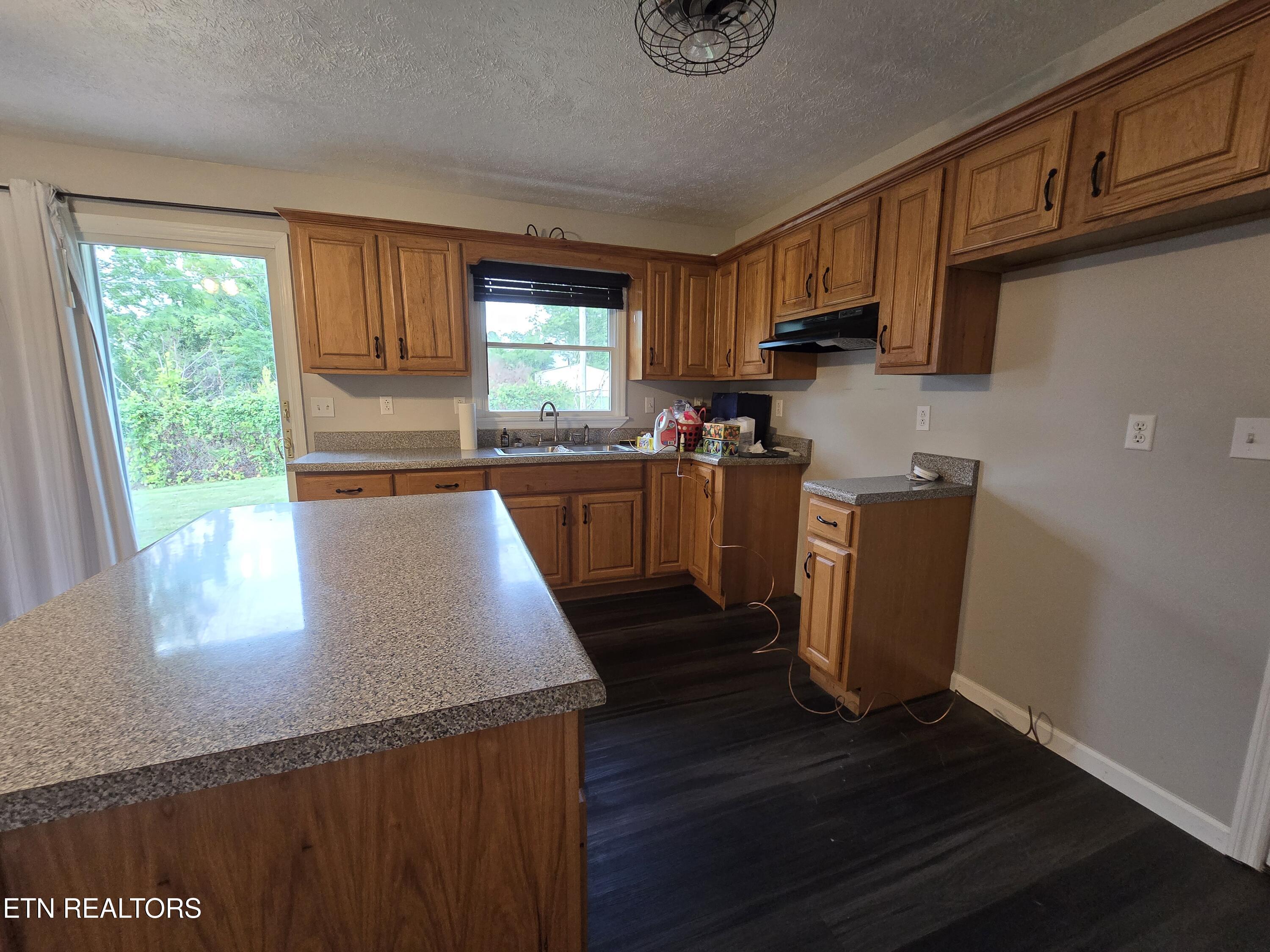 604 Lawrence Street New Tazewell TN 37825