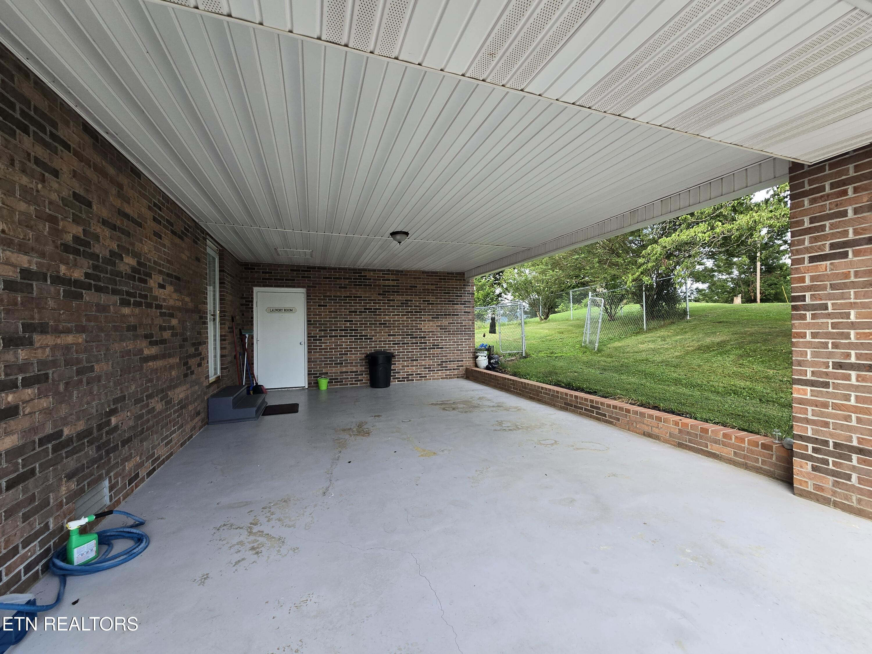 604 Lawrence Street New Tazewell TN 37825
