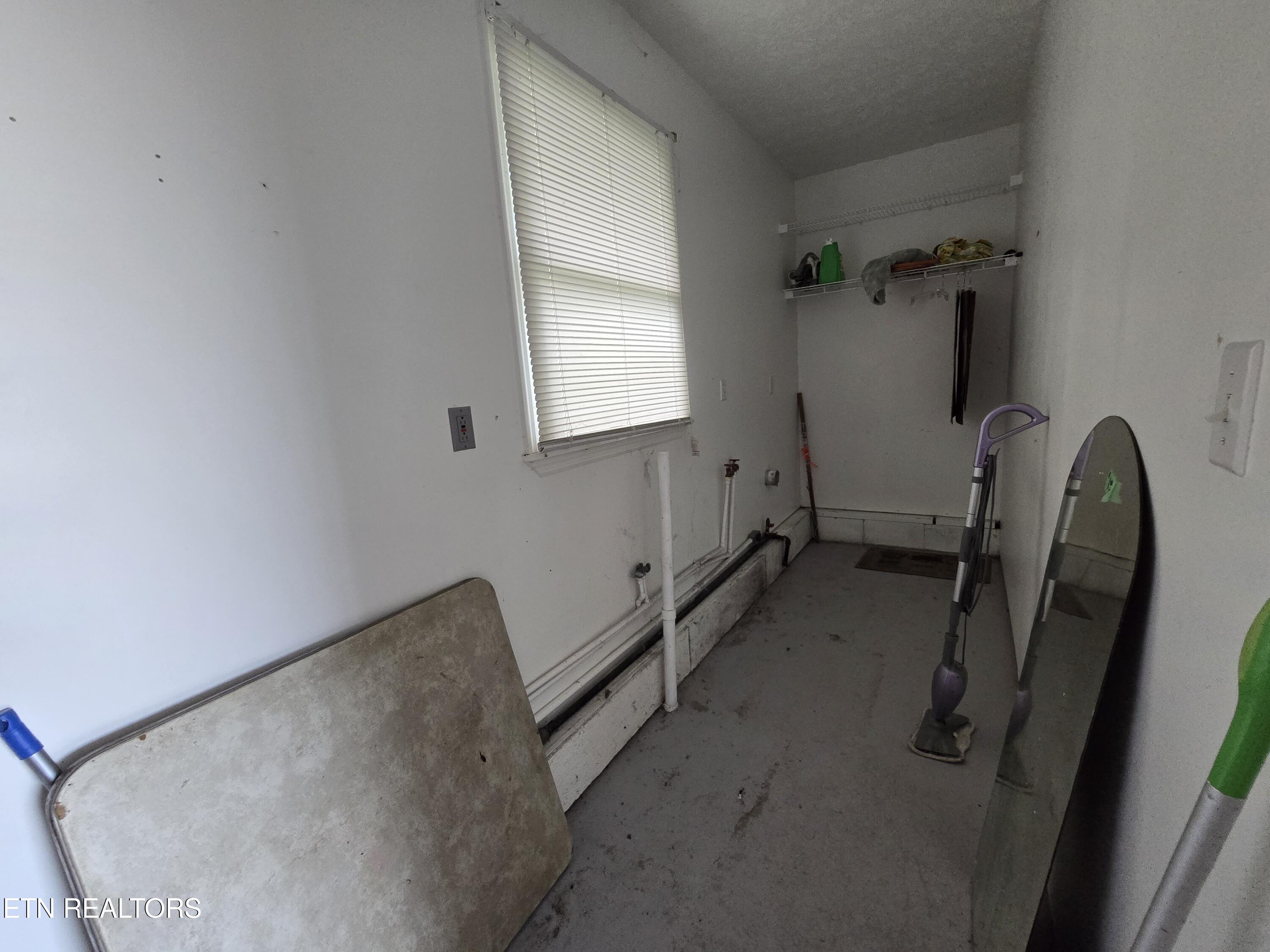 604 Lawrence Street New Tazewell TN 37825