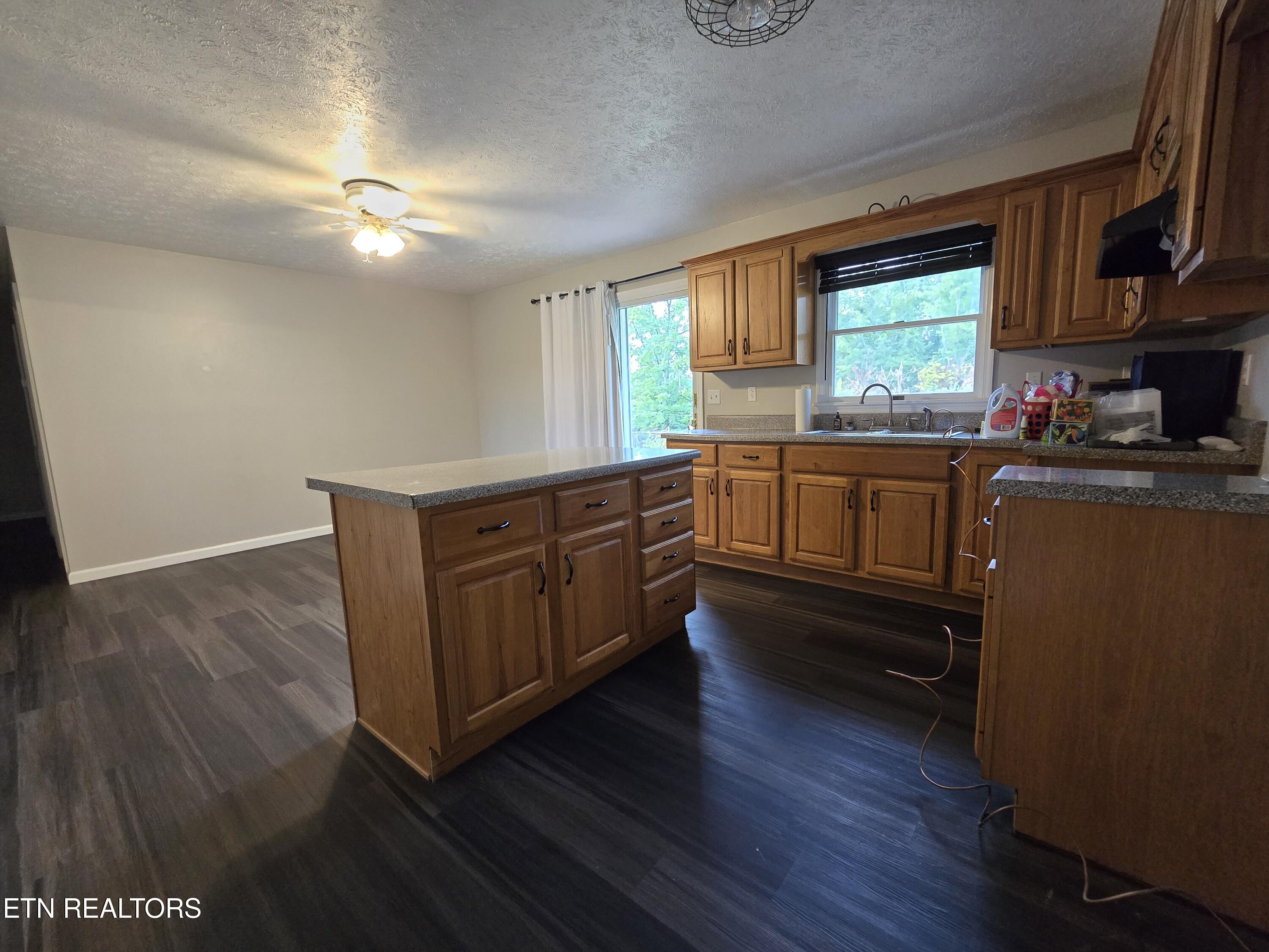 604 Lawrence Street New Tazewell TN 37825