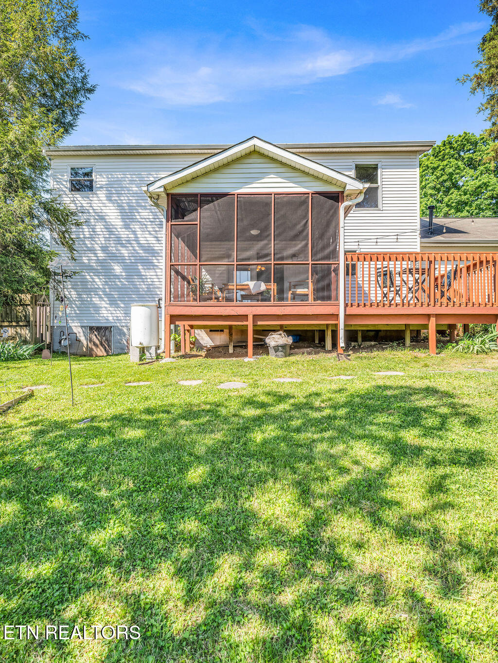 2209 Orchard Meade Lane Knoxville TN 37923