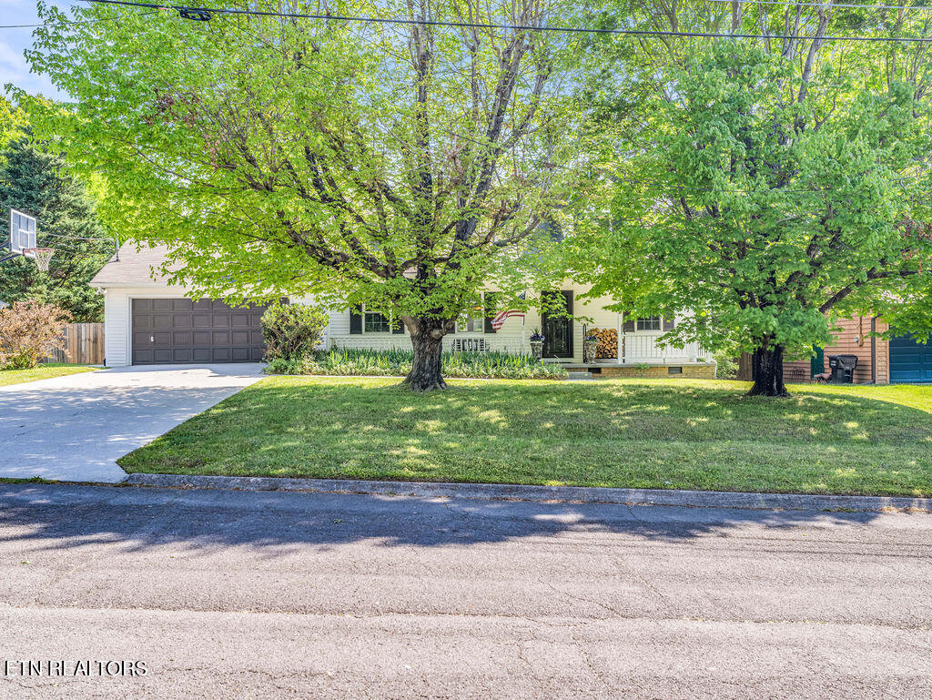 2209 Orchard Meade Lane Knoxville TN 37923