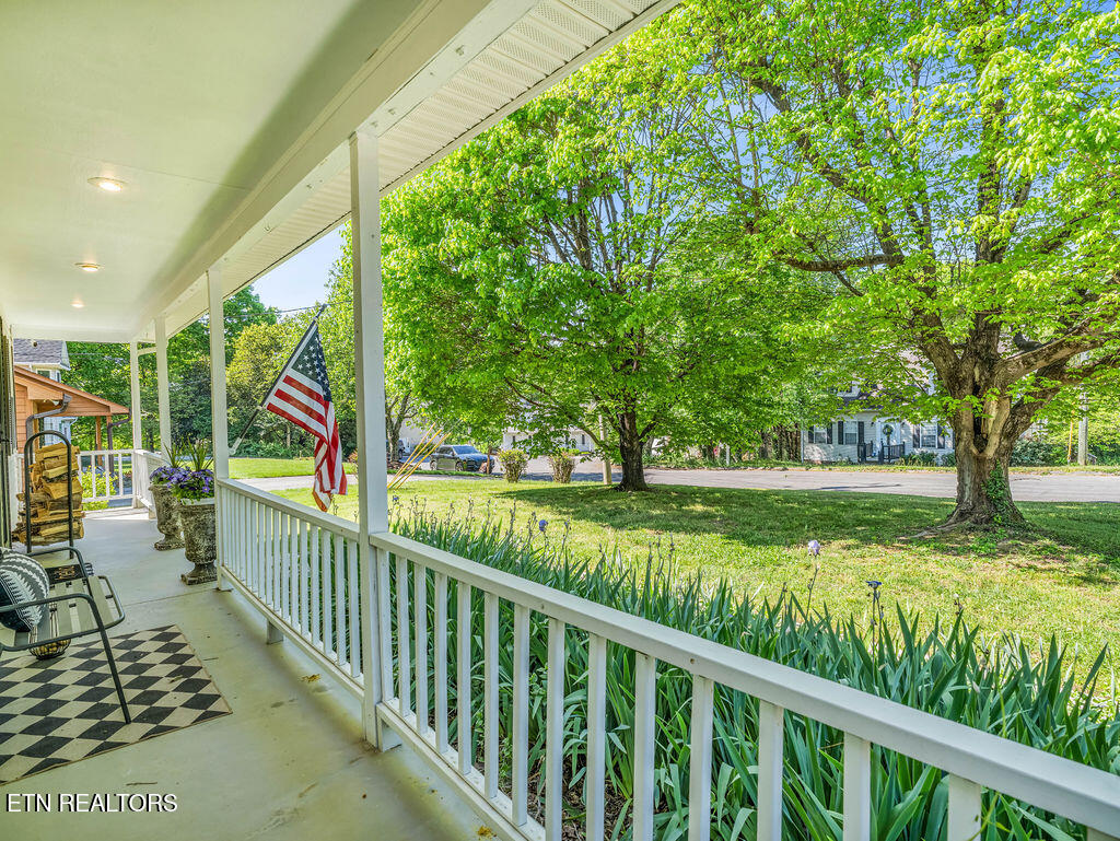 2209 Orchard Meade Lane Knoxville TN 37923