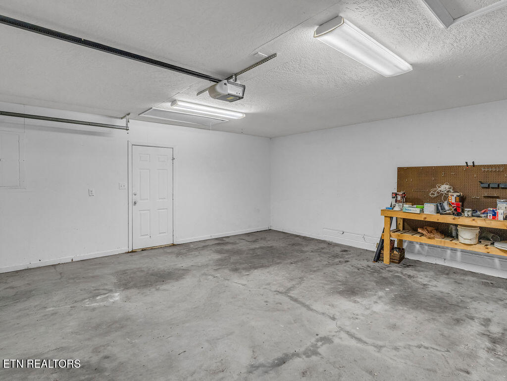 2209 Orchard Meade Lane Knoxville TN 37923