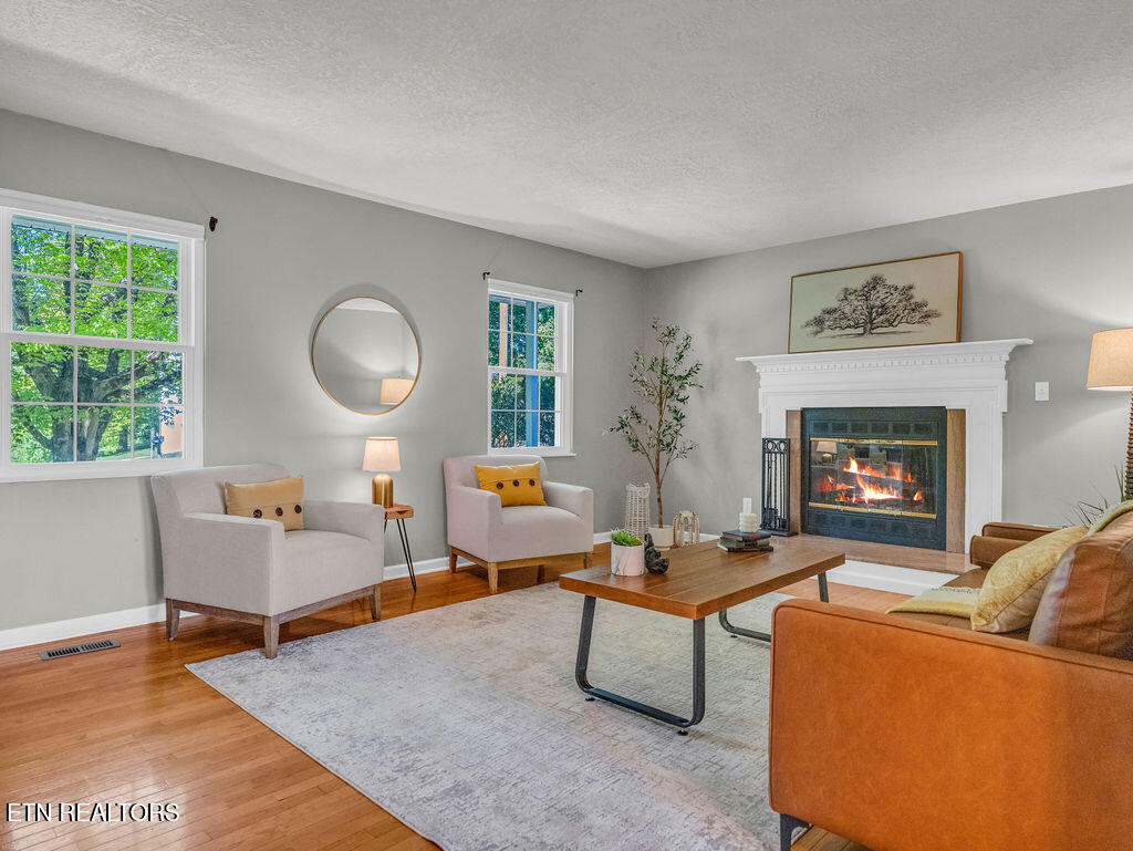 2209 Orchard Meade Lane Knoxville TN 37923