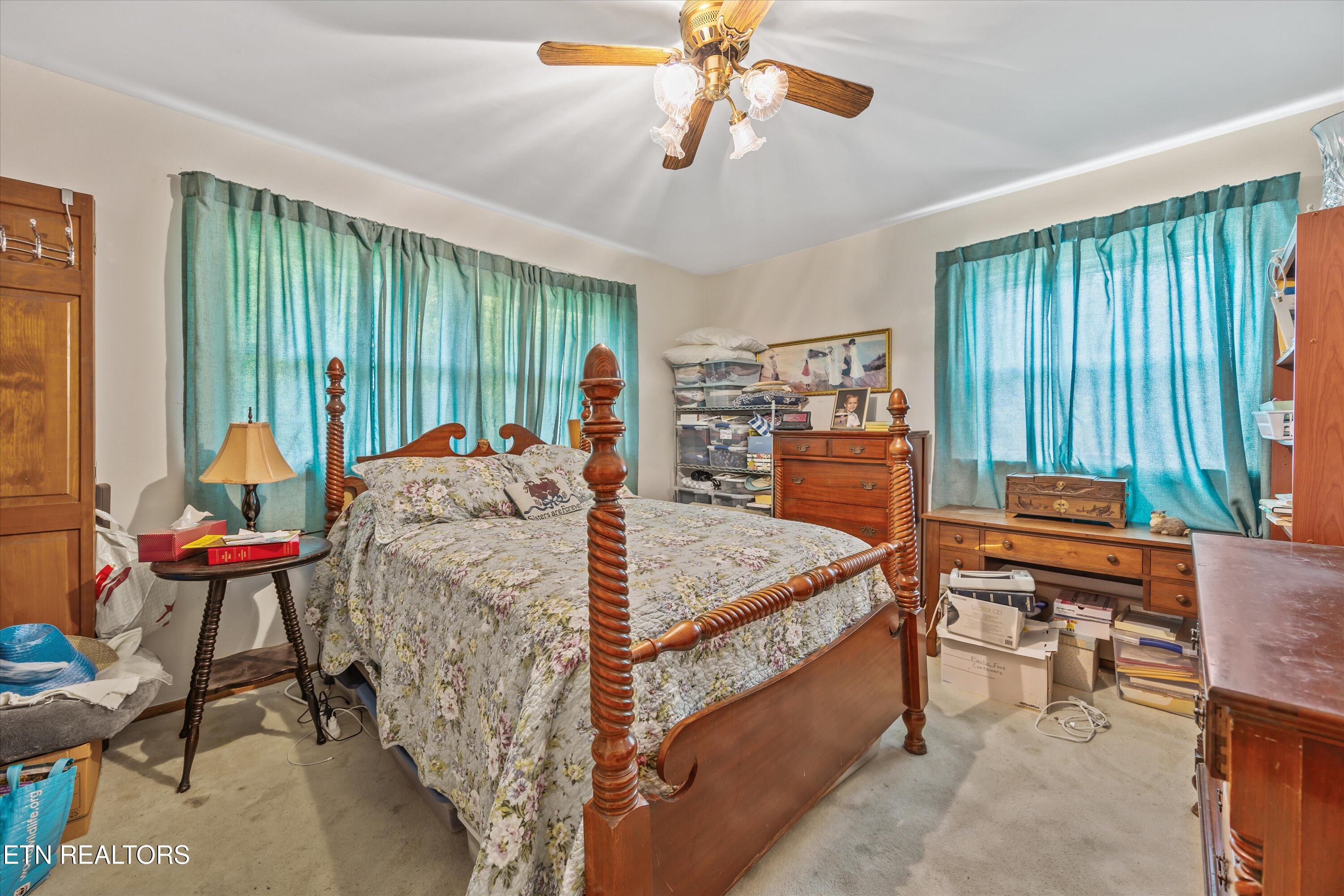 2001 Nandina Drive Knoxville TN 37912