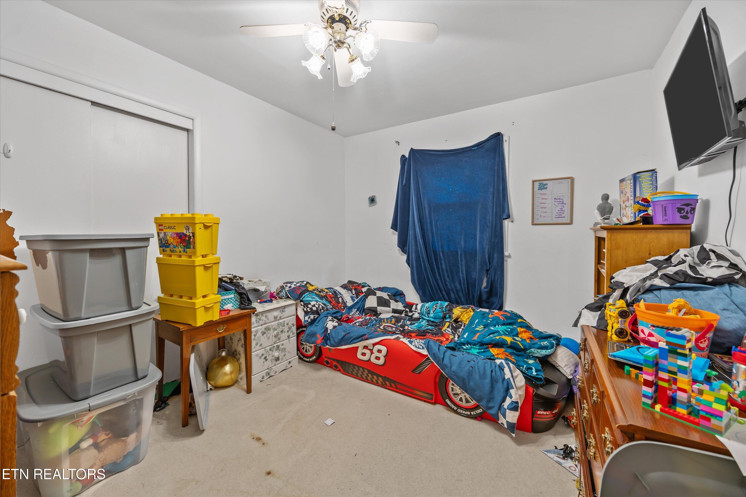 2001 Nandina Drive Knoxville TN 37912