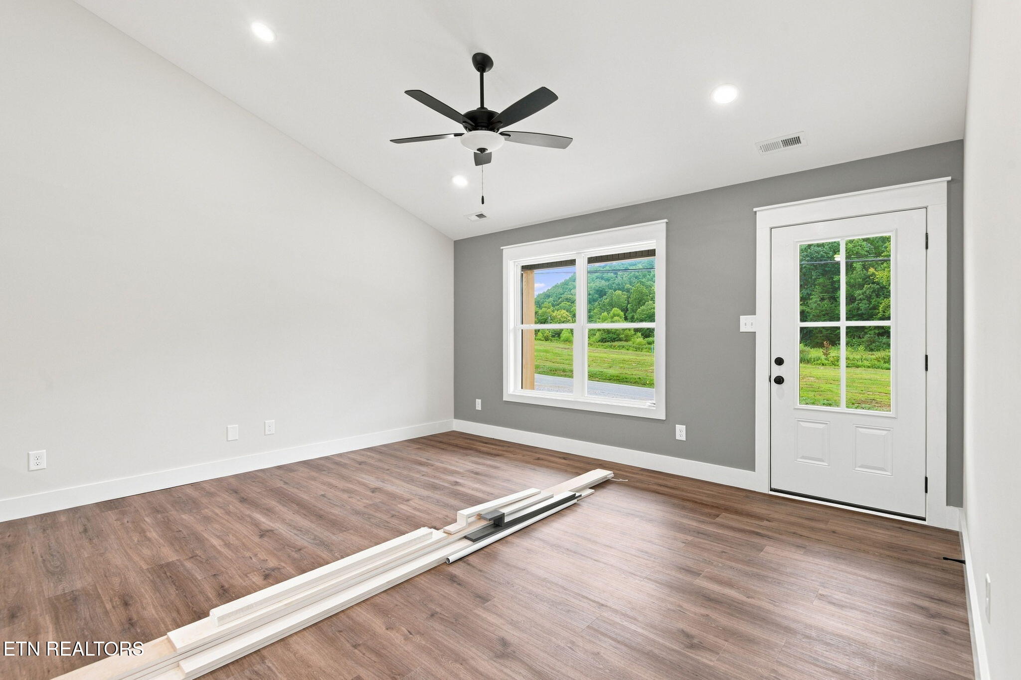 Lot 8 Blockhouse Valley Road Clinton TN 37716