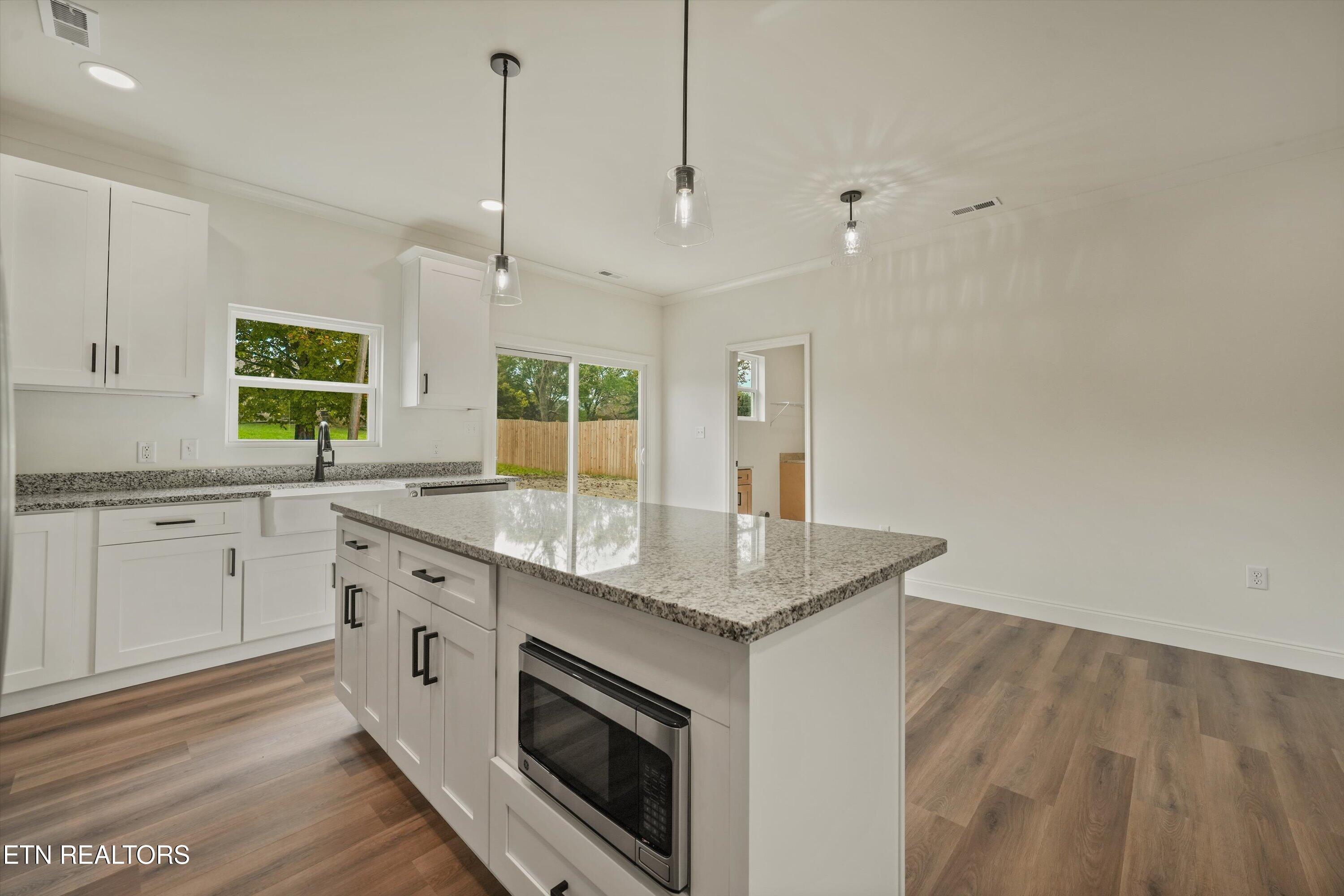 7437 Cascade Meadows Way Knoxville TN 37918