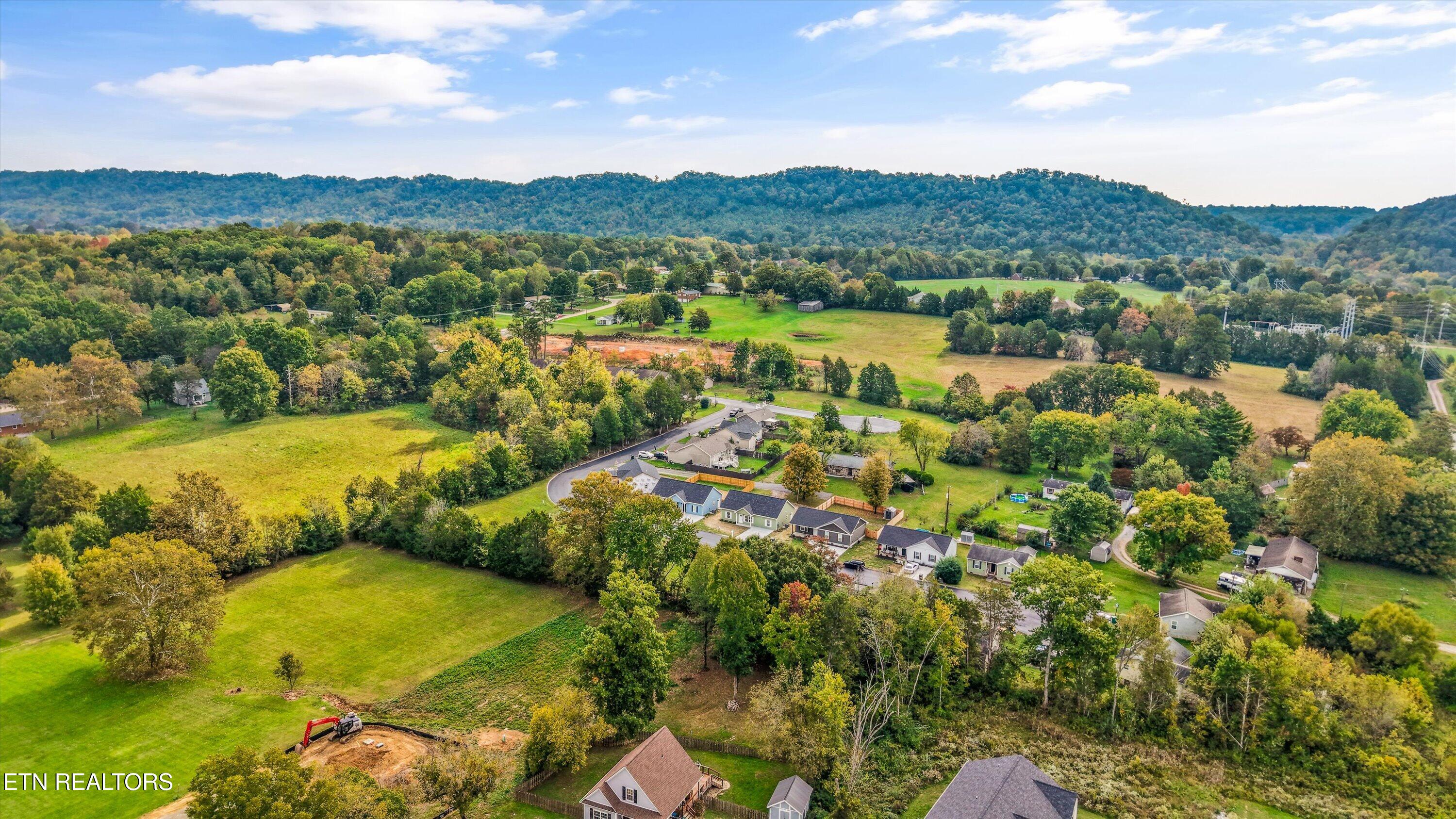 7437 Cascade Meadows Way Knoxville TN 37918