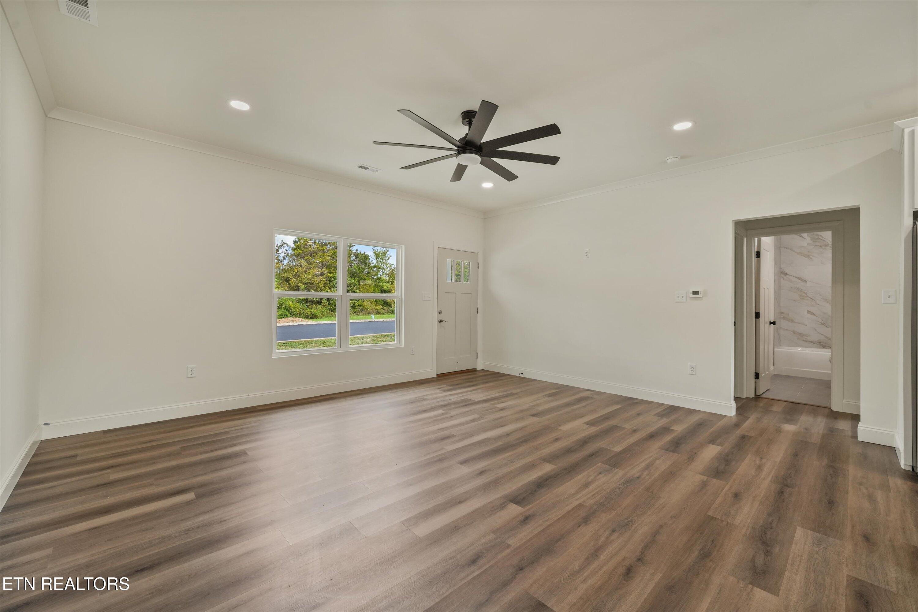 7437 Cascade Meadows Way Knoxville TN 37918