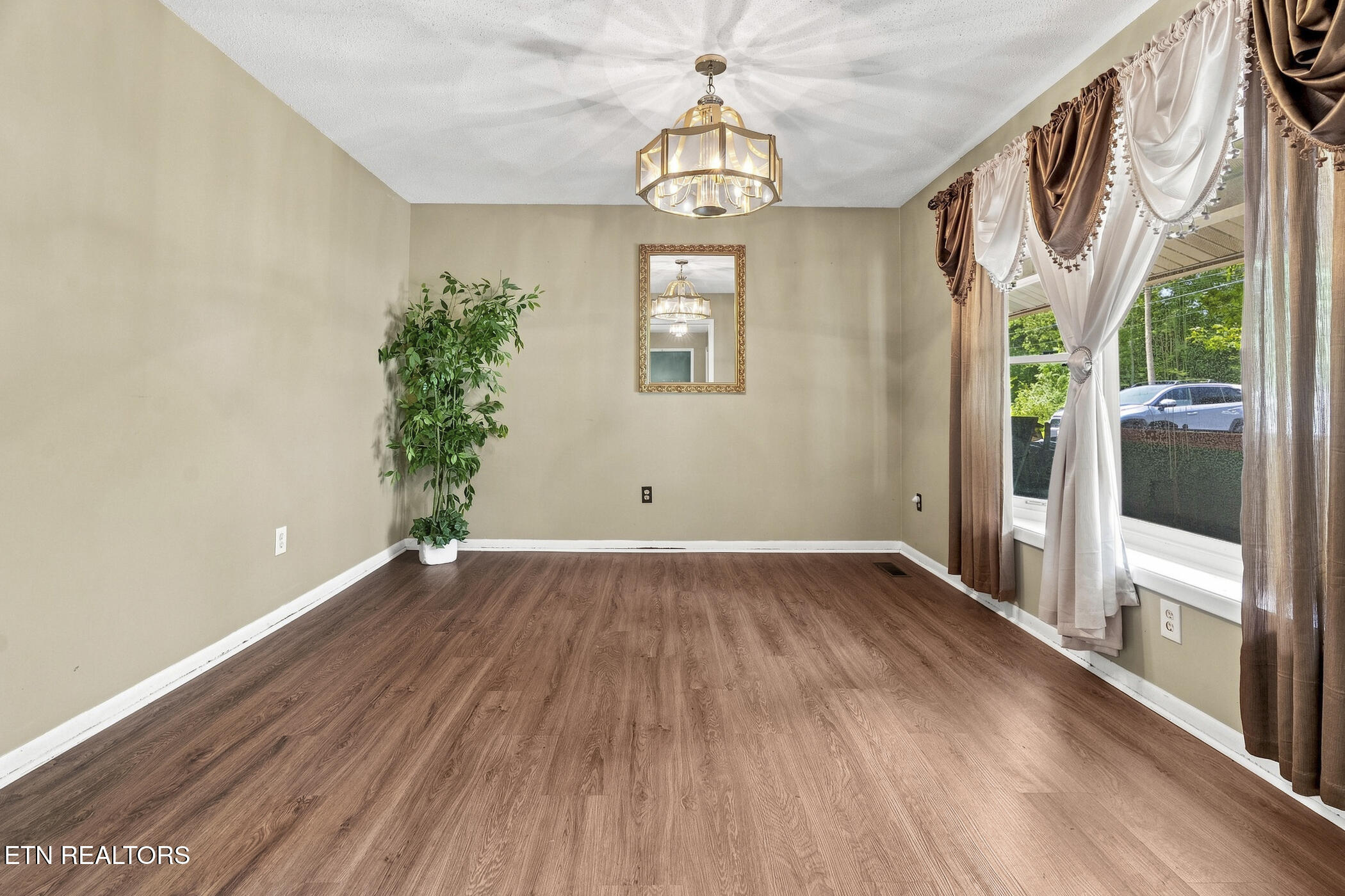 117 Garnet Lane Oak Ridge TN 37830
