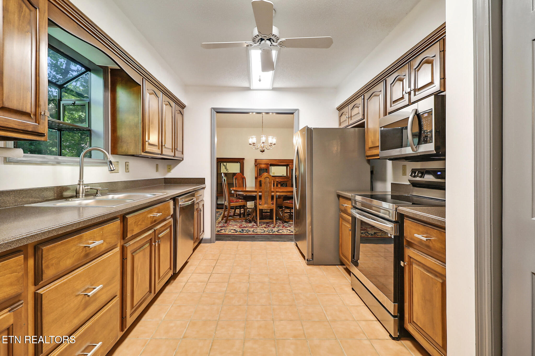 12 Ridge Crest Circle Crossville TN 38558