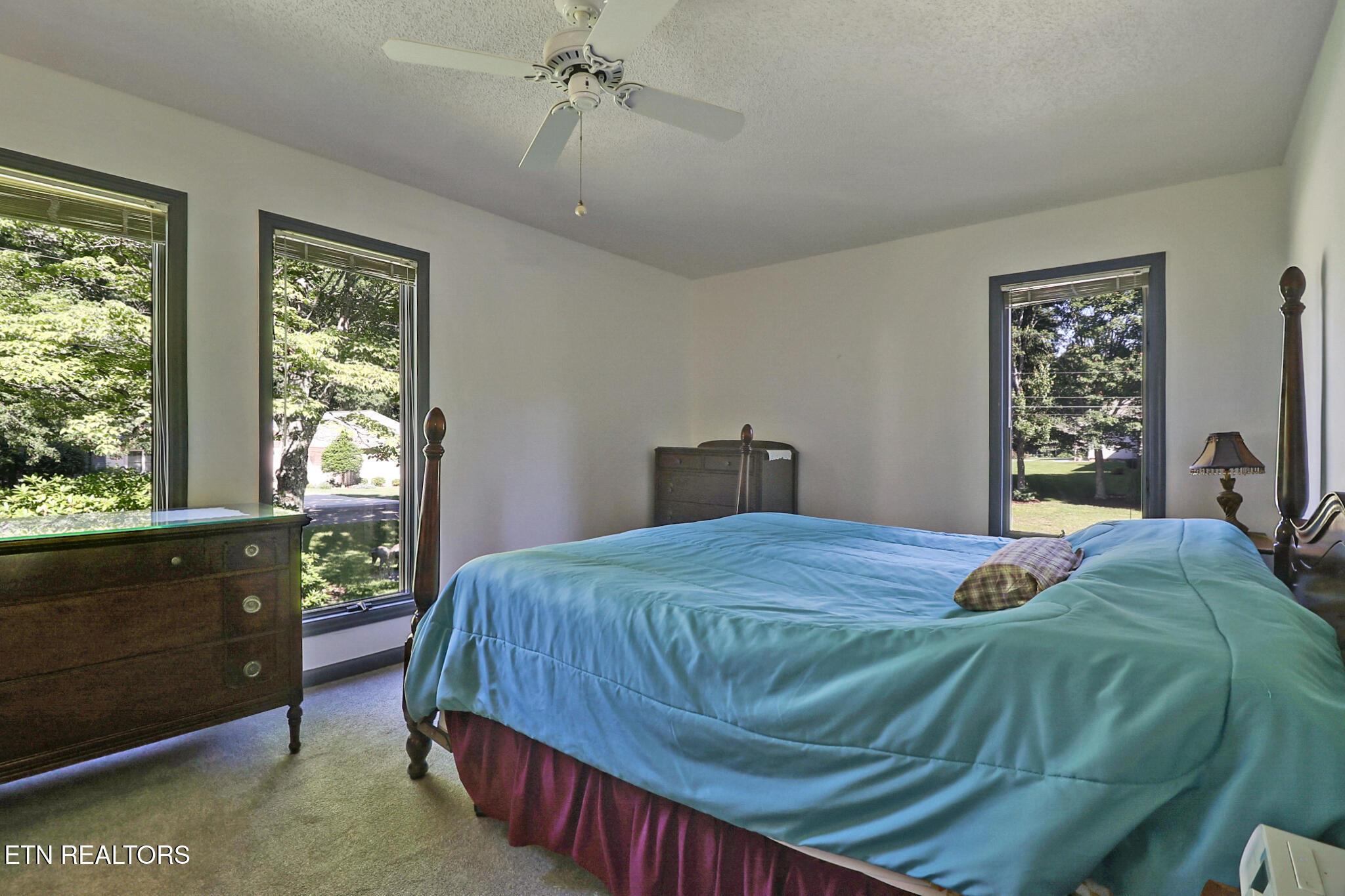 12 Ridge Crest Circle Crossville TN 38558