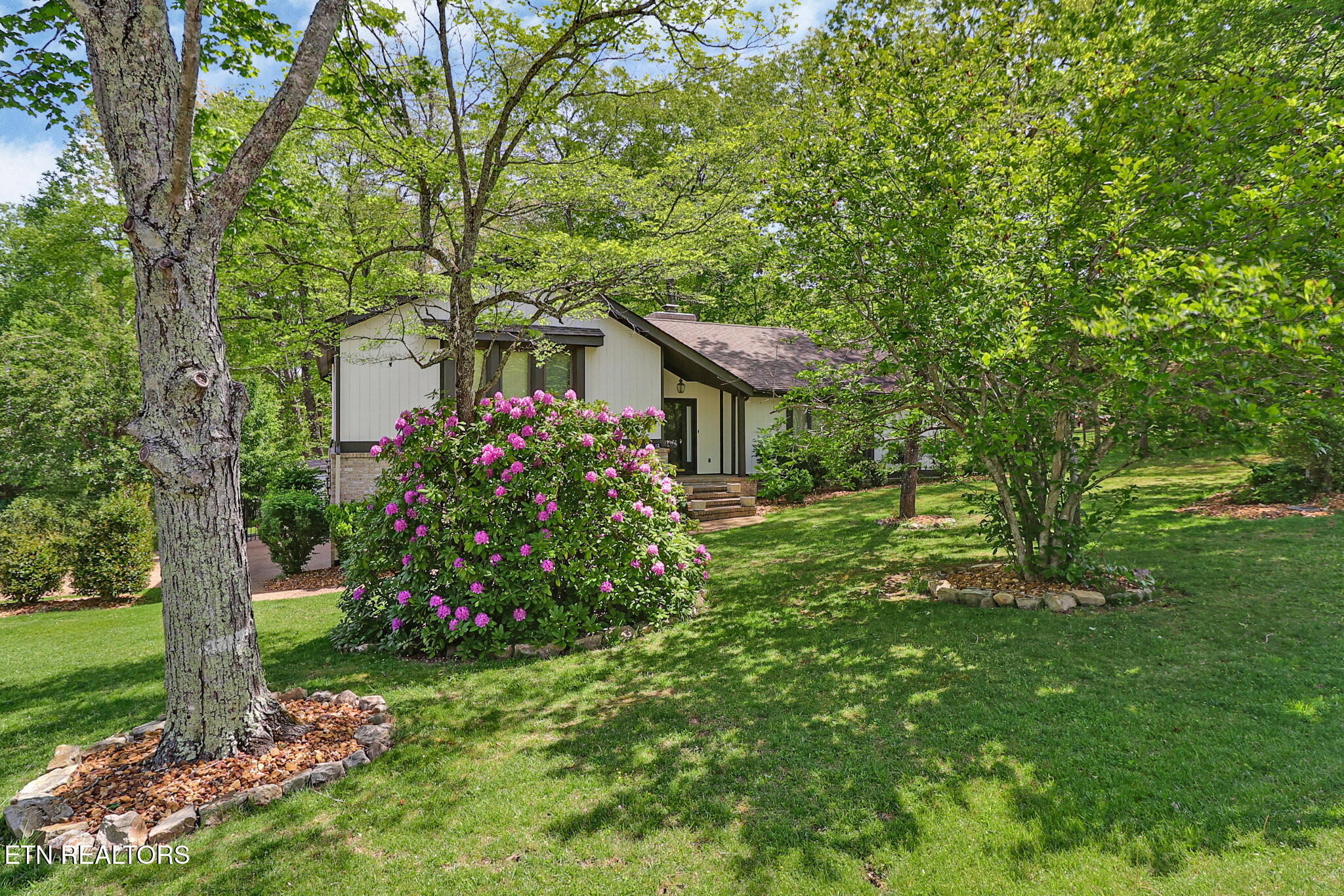 12 Ridge Crest Circle Crossville TN 38558
