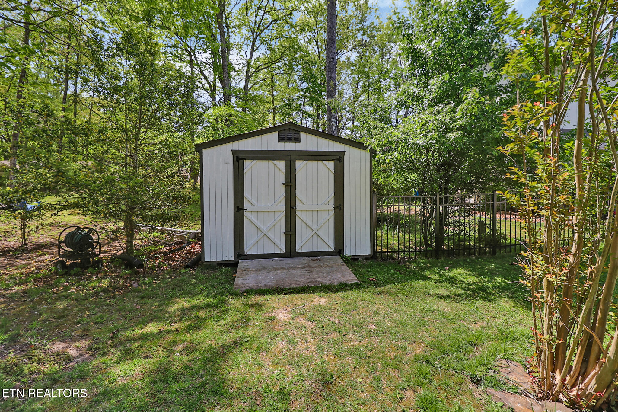 12 Ridge Crest Circle Crossville TN 38558