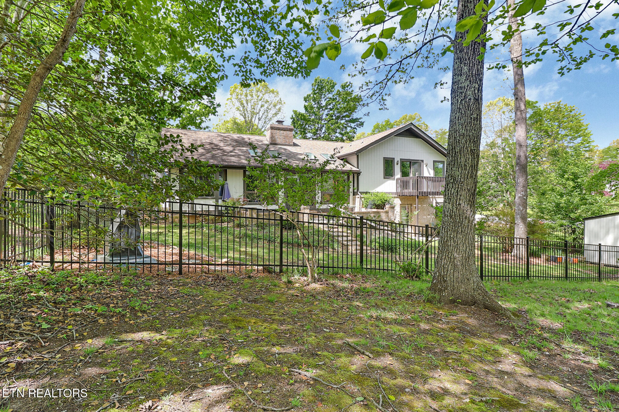 12 Ridge Crest Circle Crossville TN 38558