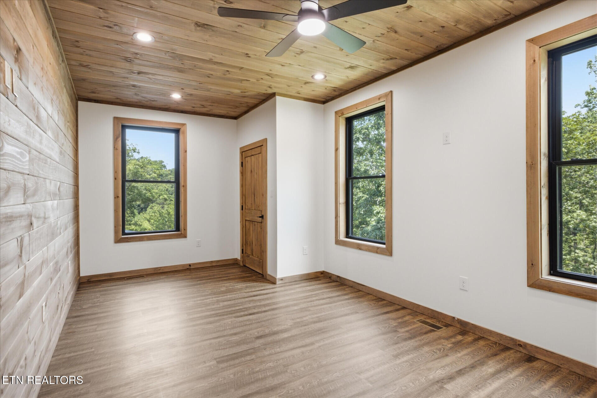 2046 Spurling Road Sevierville TN 37862