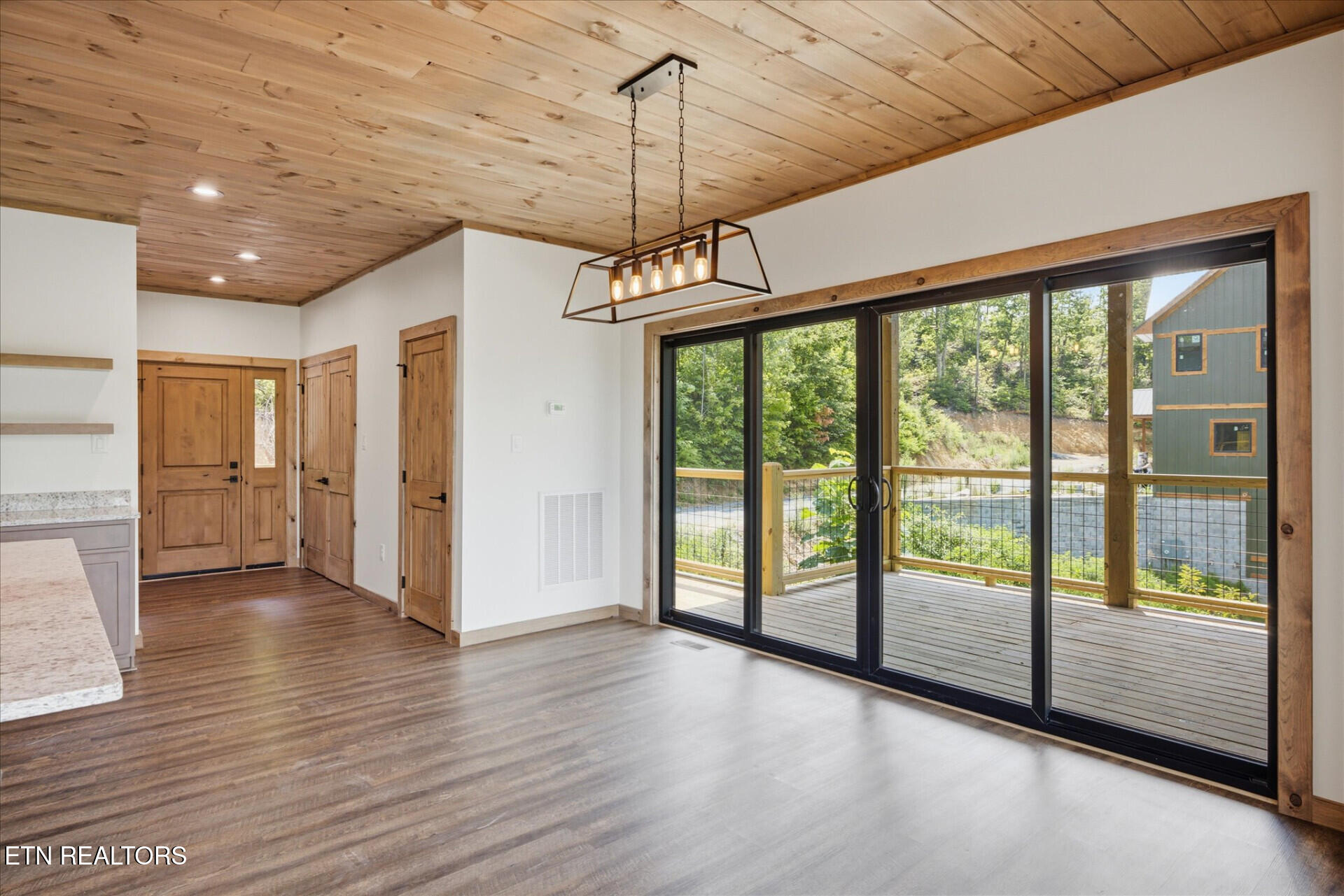 2046 Spurling Road Sevierville TN 37862