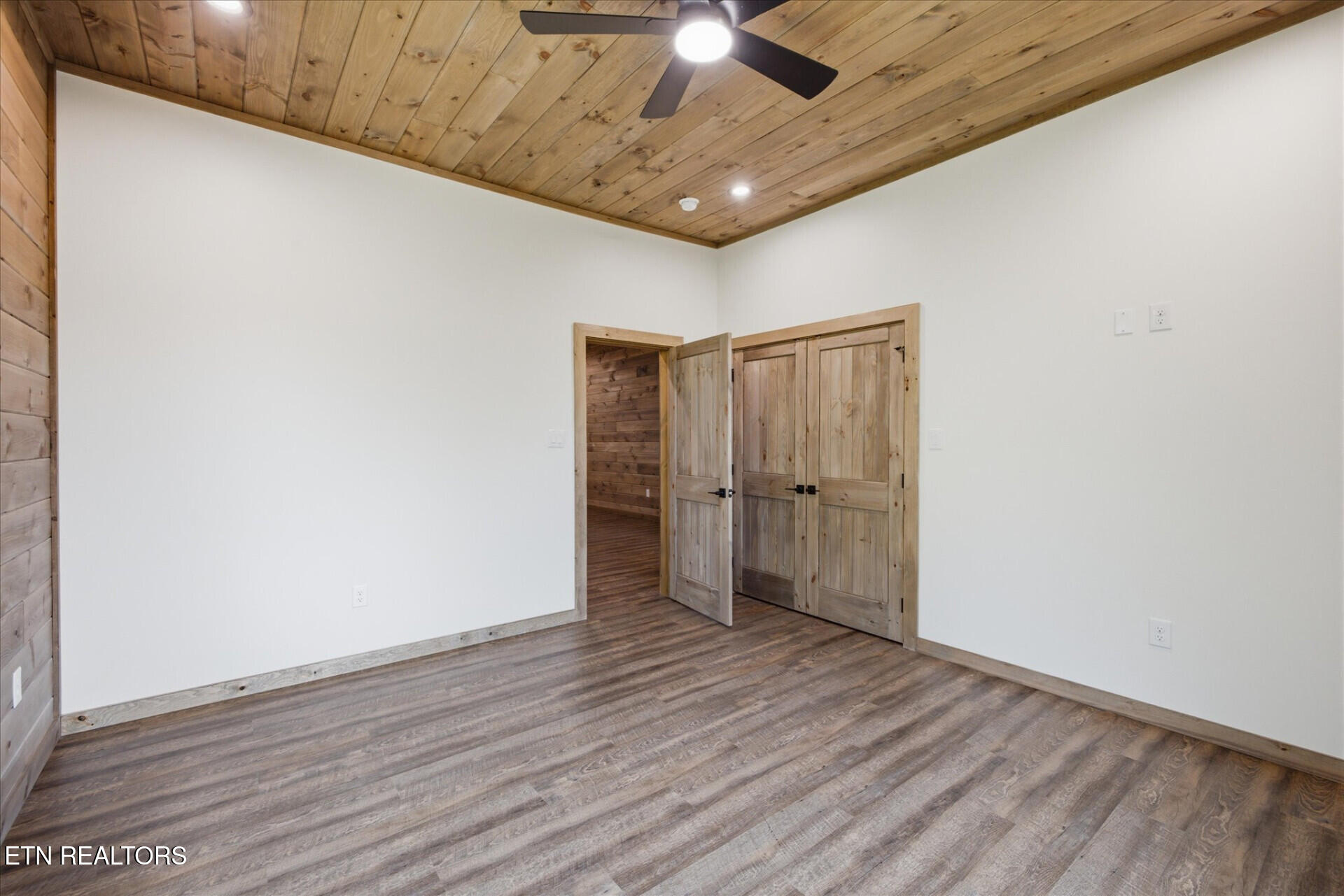 2046 Spurling Road Sevierville TN 37862